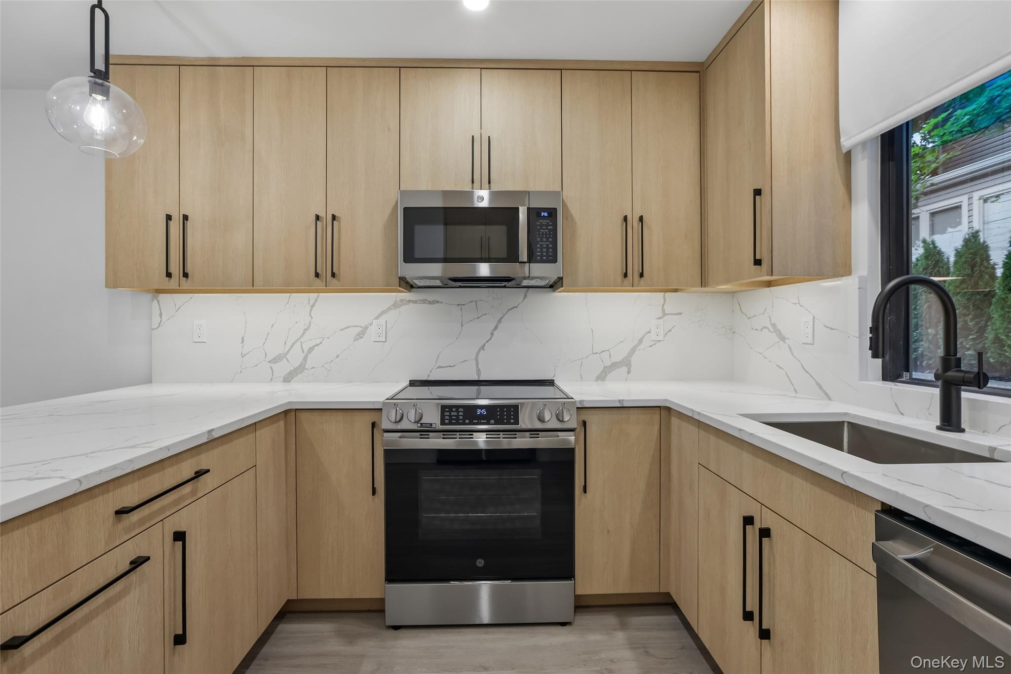 325 Manville Road, Unit 102 photo 5