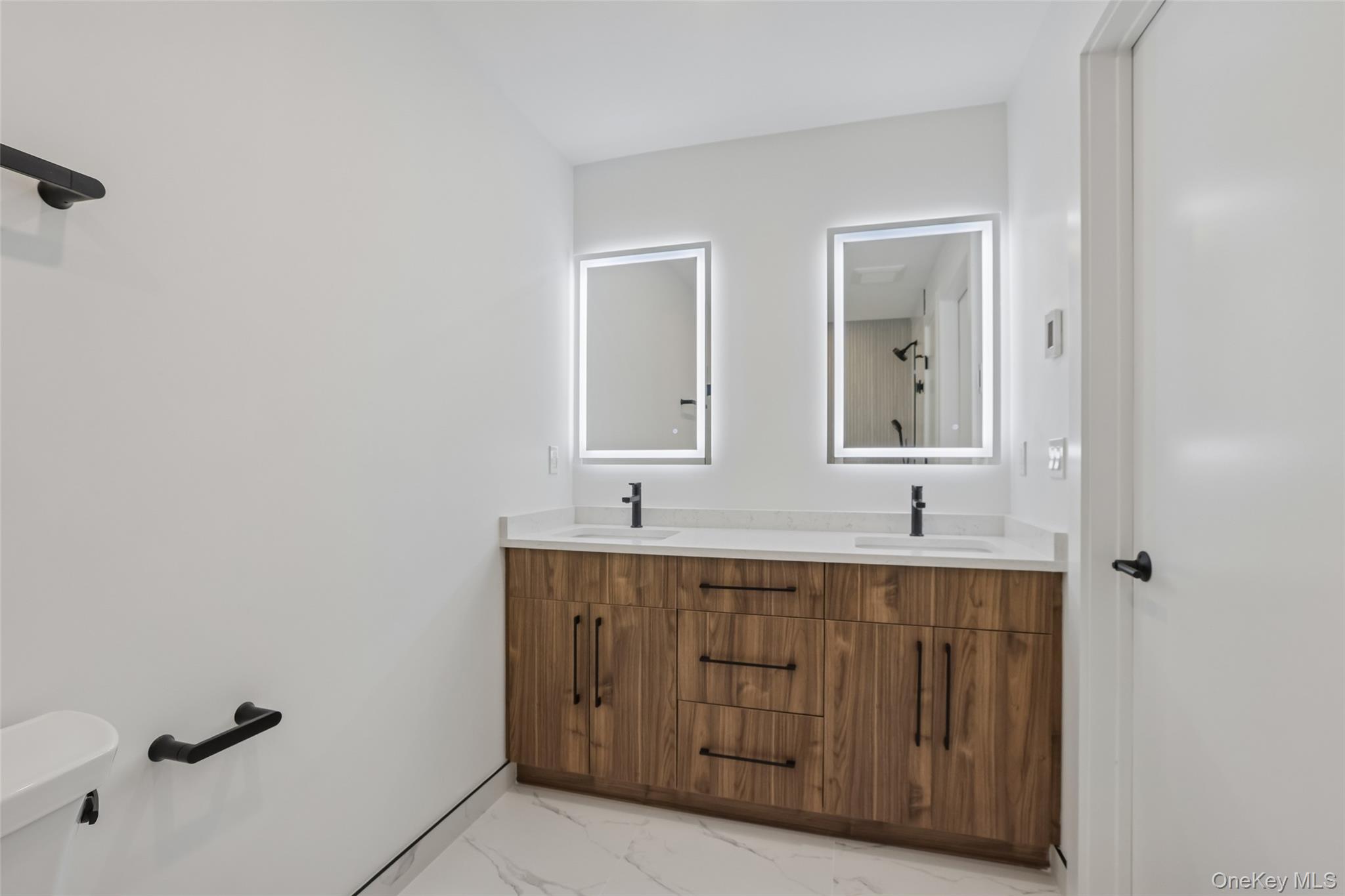 325 Manville Road, Unit 102 photo 22