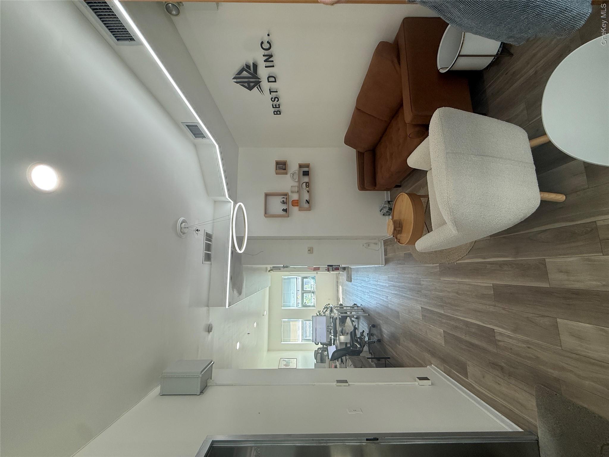 131-08 40th Road – For Rent photo 3
