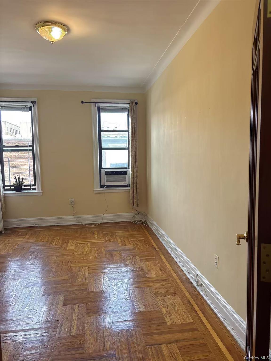 37-16 83 Street, Unit 3F photo 2