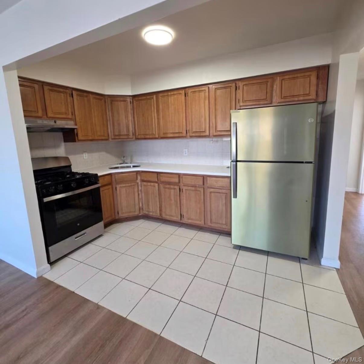 66-78 69th Street – For Rent photo 9