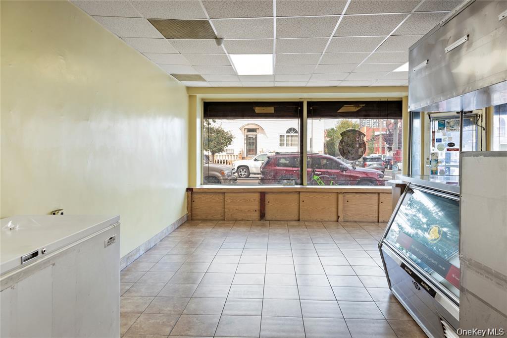 9-20 34th Avenue – For Rent photo 7