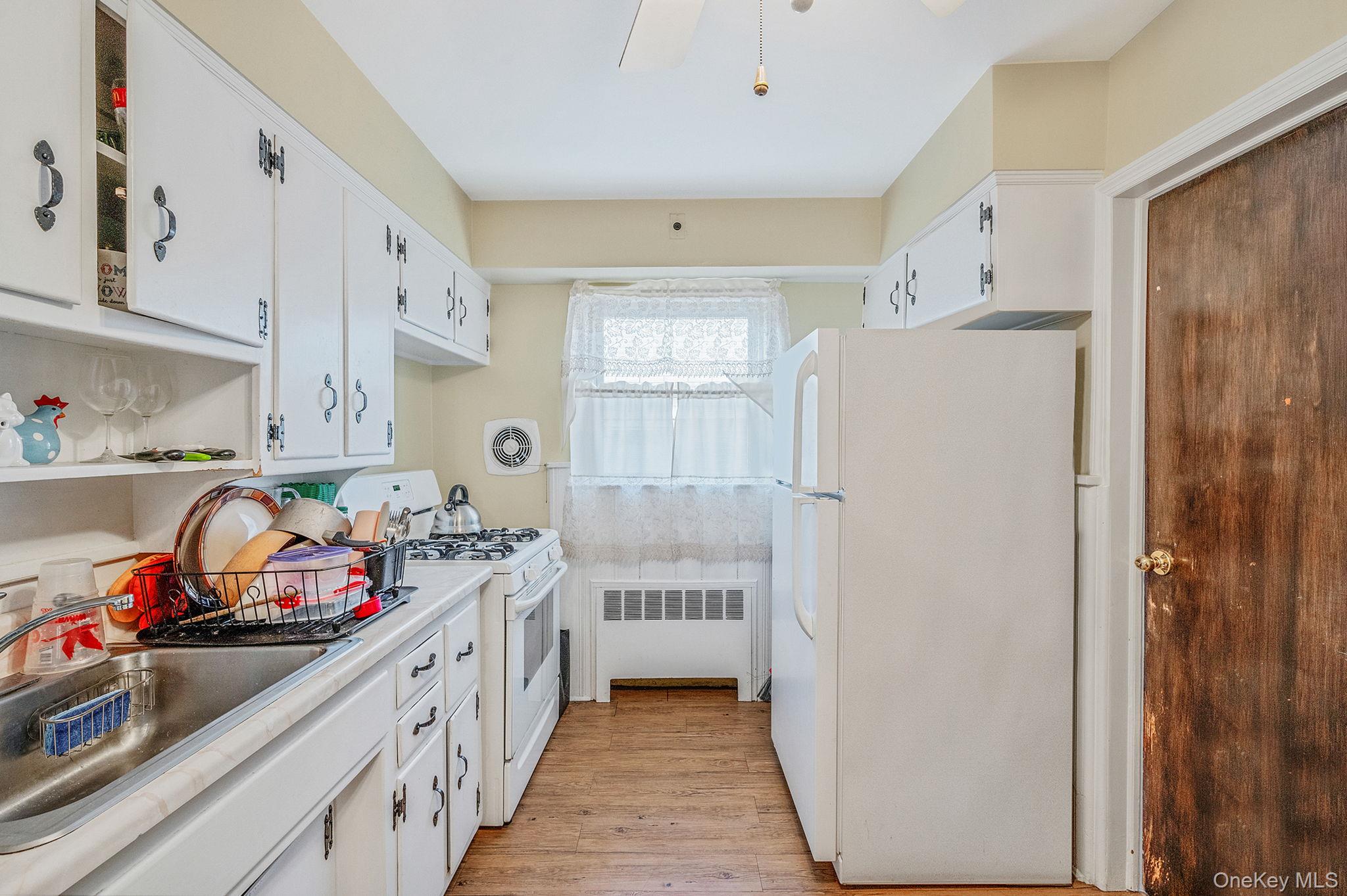 34 Meyer Avenue – For Sale photo 11