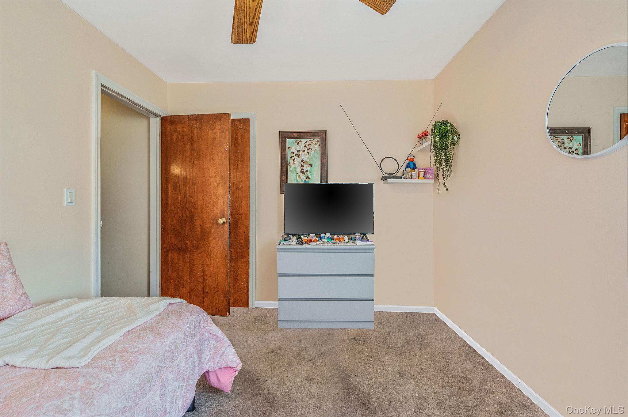 34 Meyer Avenue – For Sale photo 22