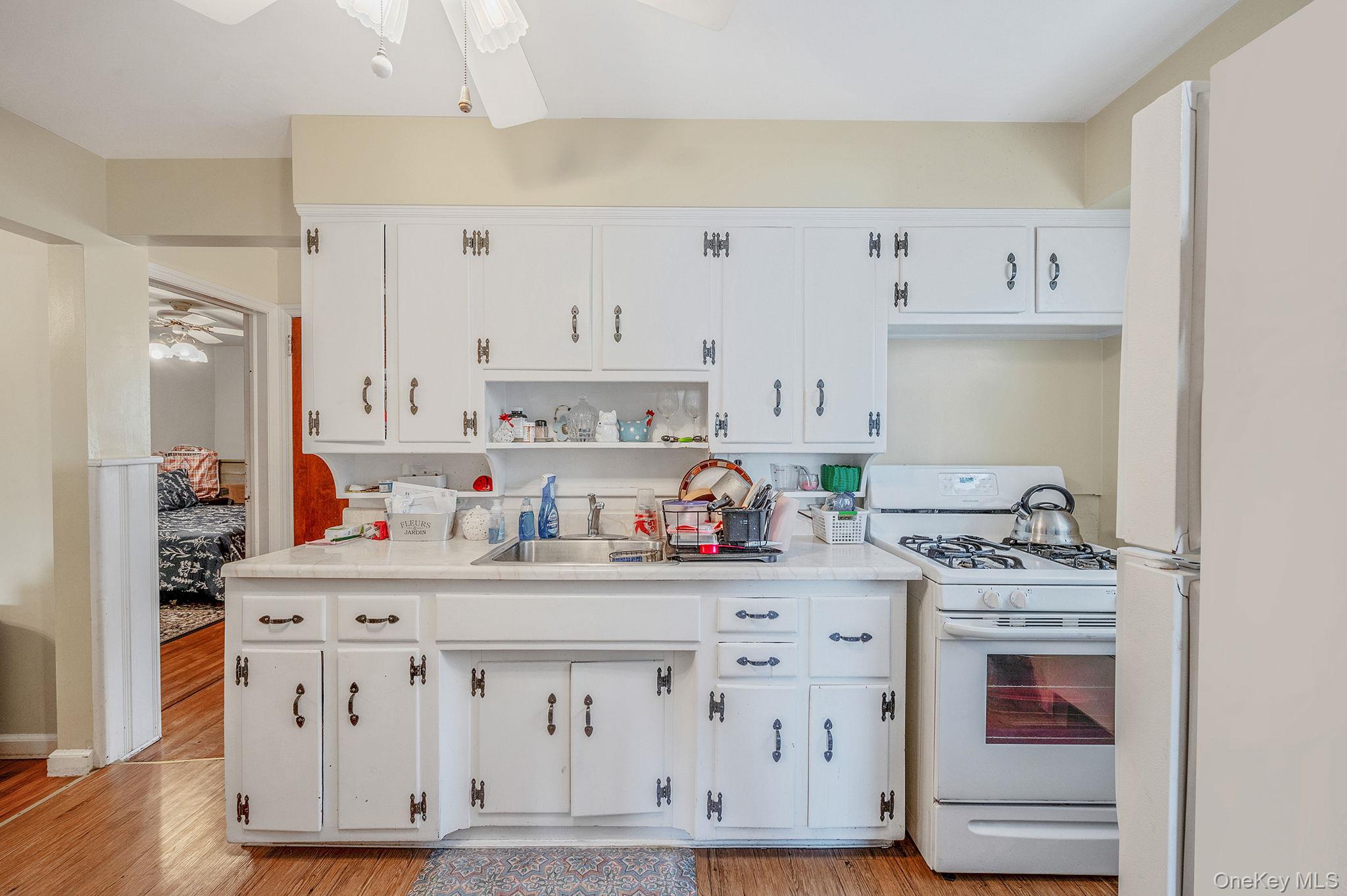 34 Meyer Avenue – For Sale photo 9