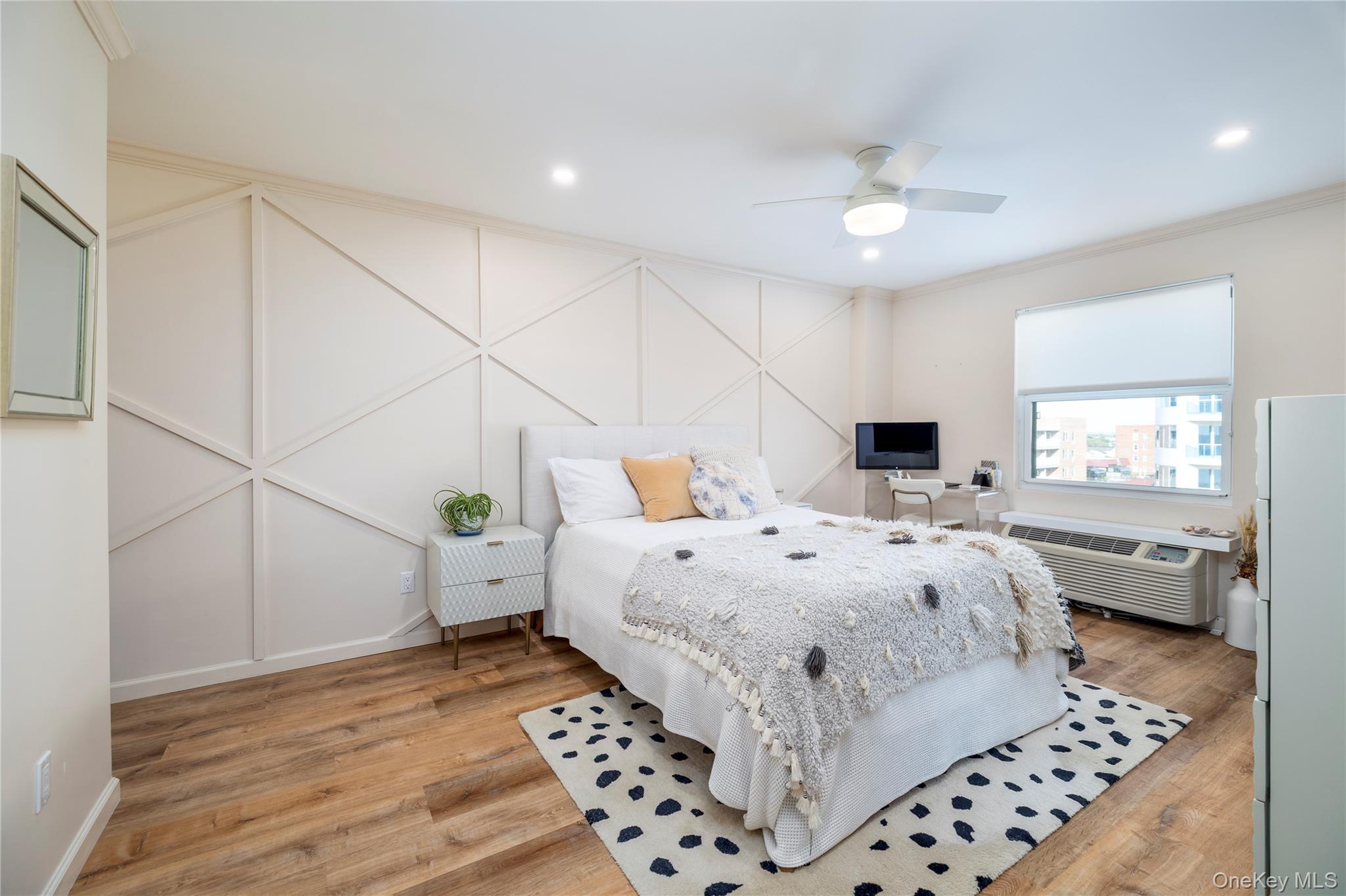 360 Shore Road, Unit 7M photo 9