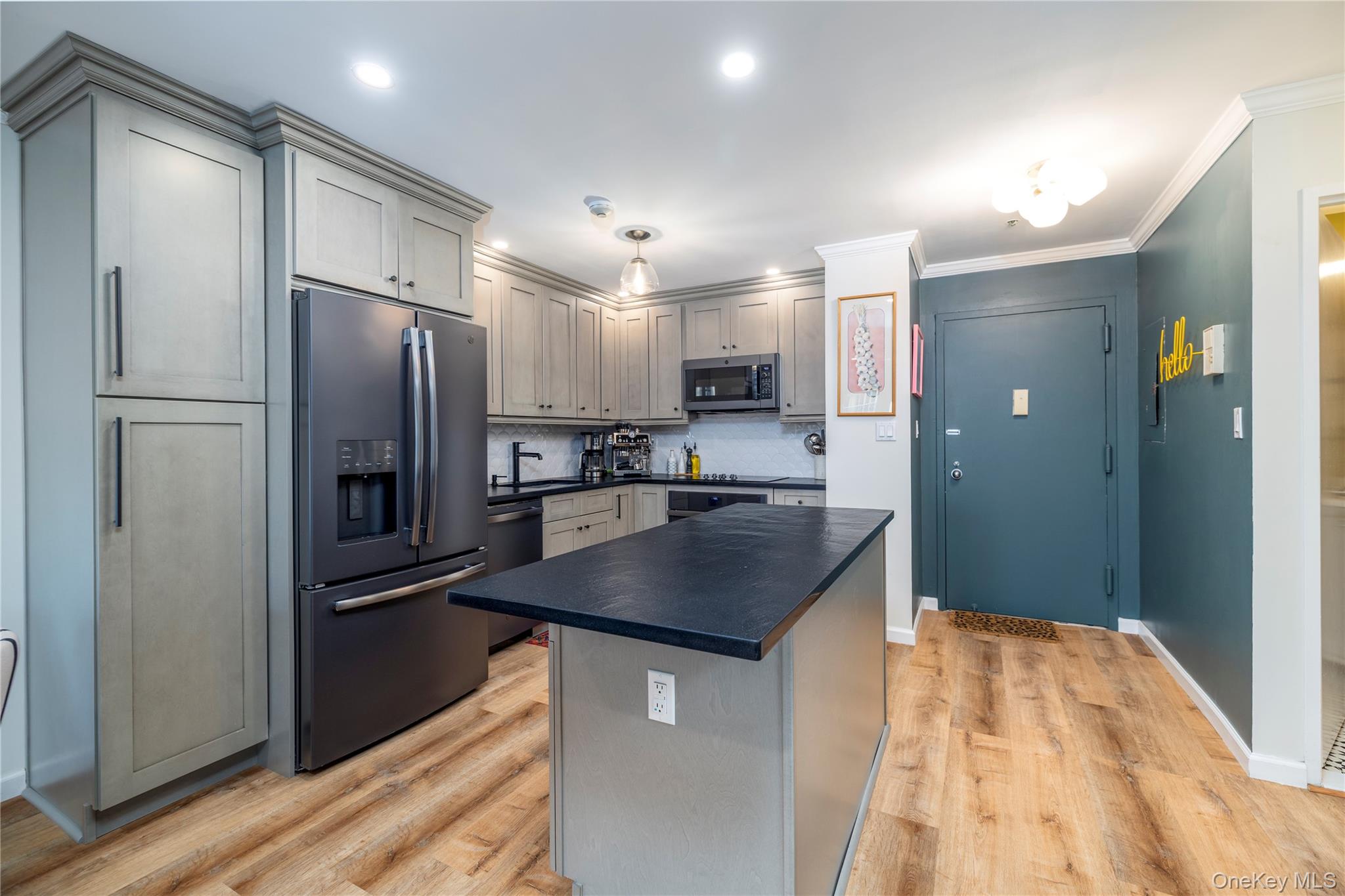 360 Shore Road, Unit 7M photo 8