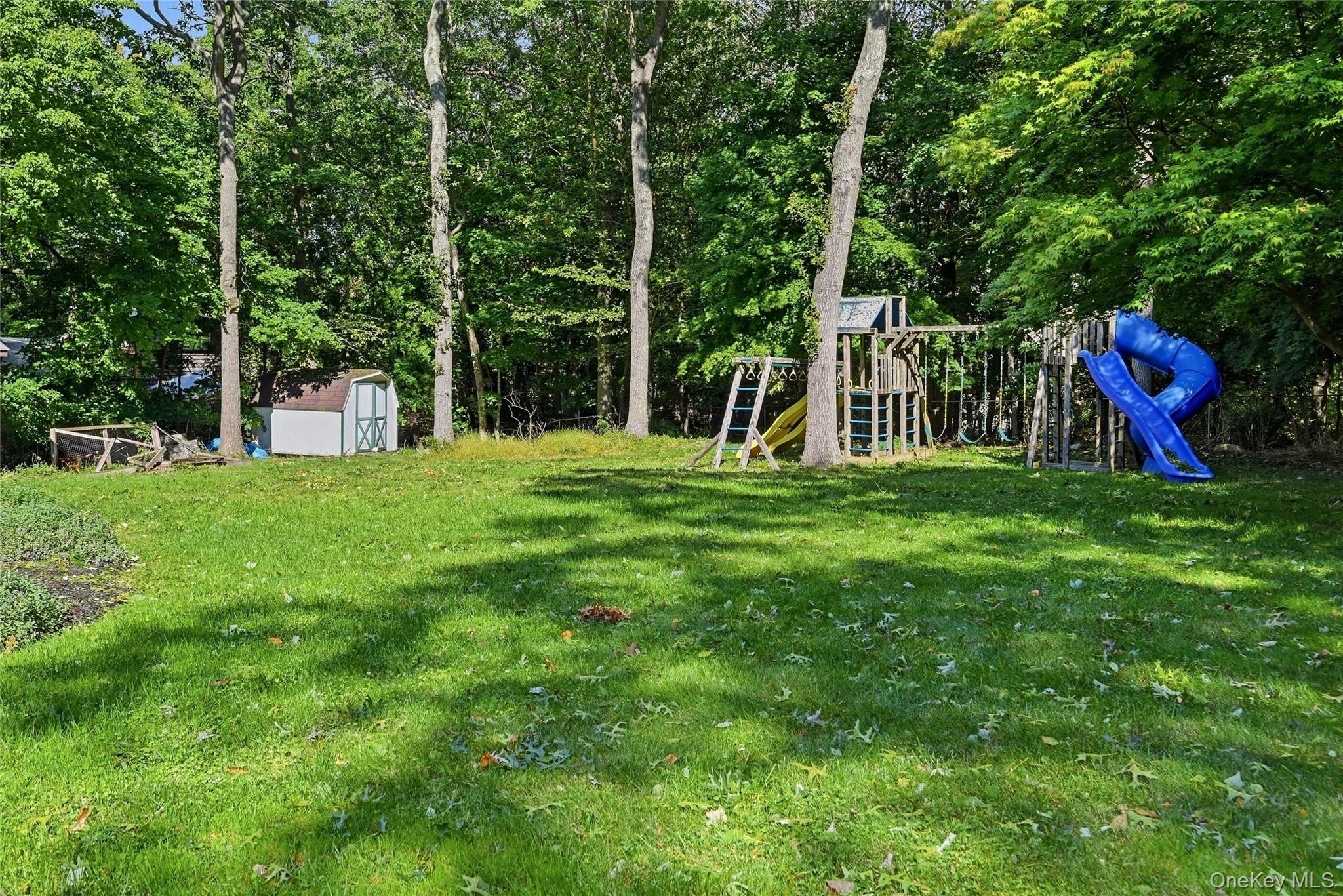 82 Oakwood Drive – For Sale photo 29
