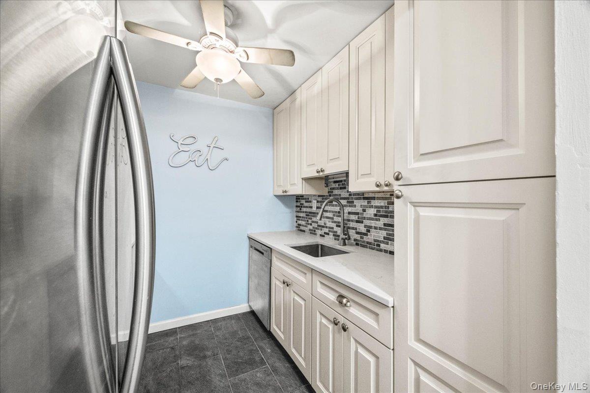 42 Richmond Boulevard, Unit 3A photo 6