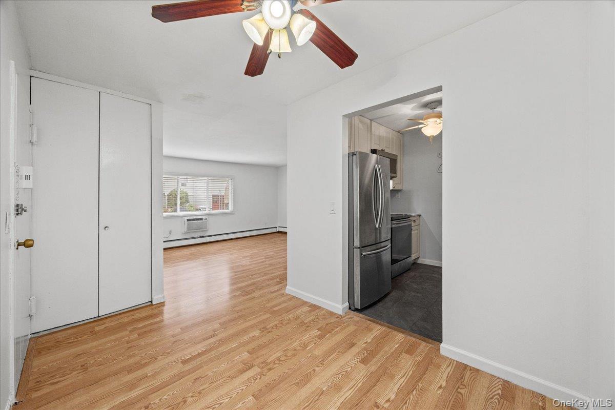 42 Richmond Boulevard, Unit 3A photo 4