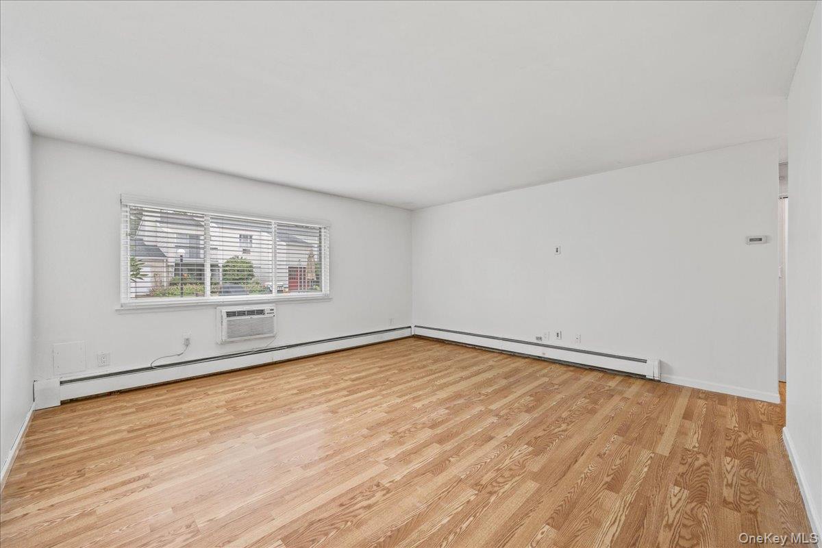 42 Richmond Boulevard, Unit 3A photo 10