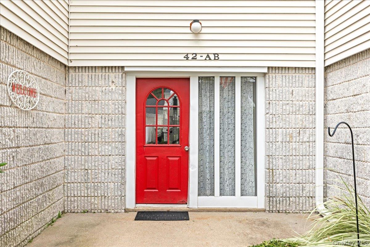 42 Richmond Boulevard, Unit 3A photo 2