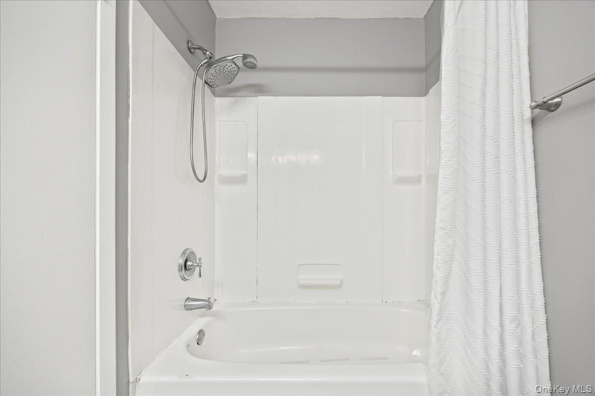 42 Richmond Boulevard, Unit 3A photo 14