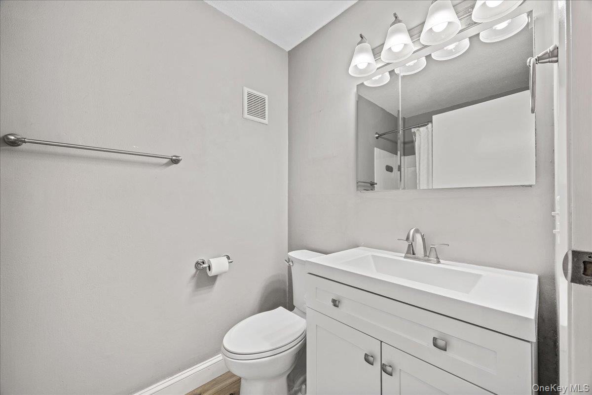 42 Richmond Boulevard, Unit 3A photo 13