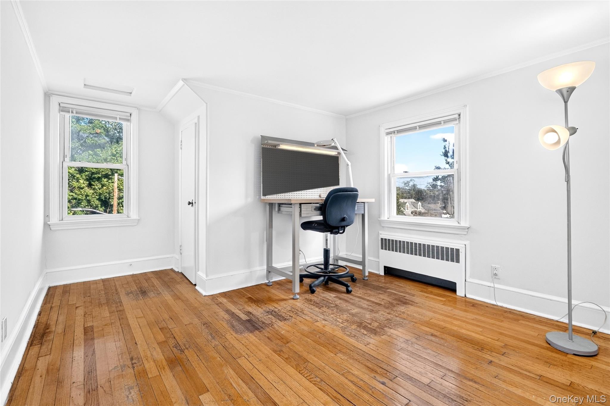 62 Van Wart Street – For Sale photo 34