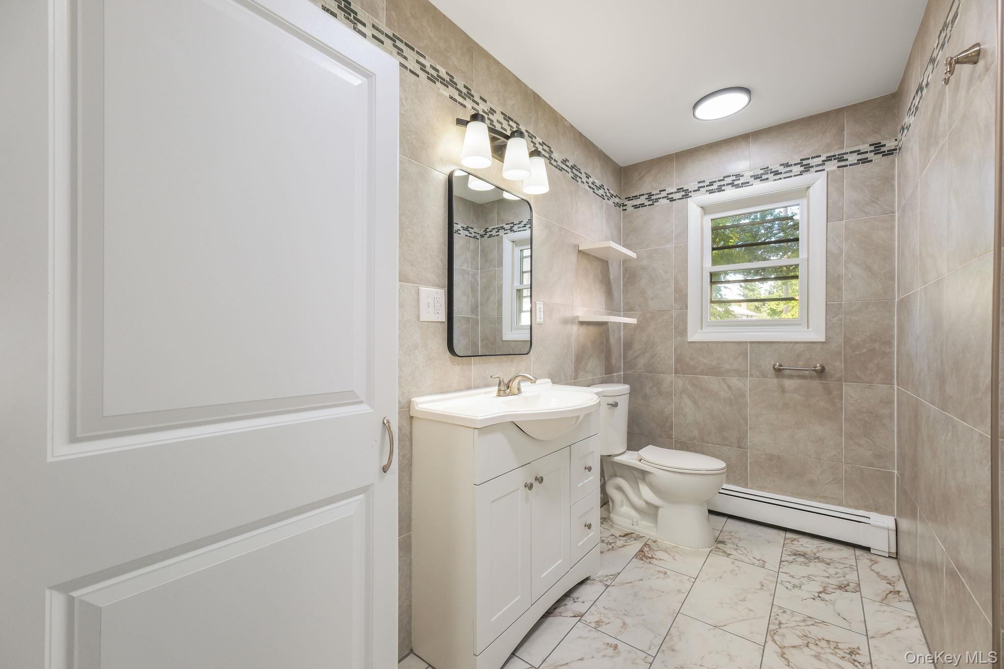 1 Norah Lane – For Sale photo 15