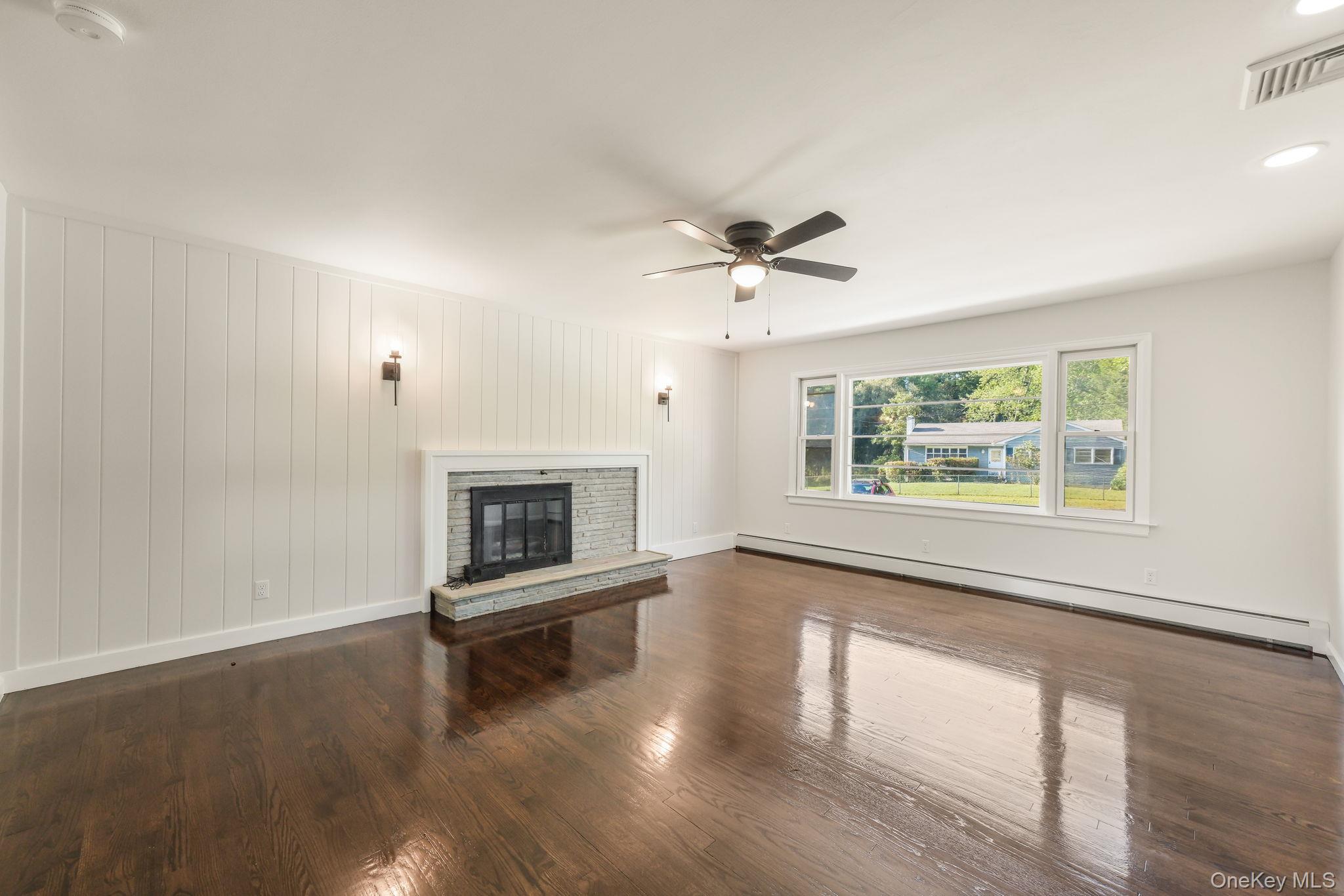 1 Norah Lane – For Sale photo 5