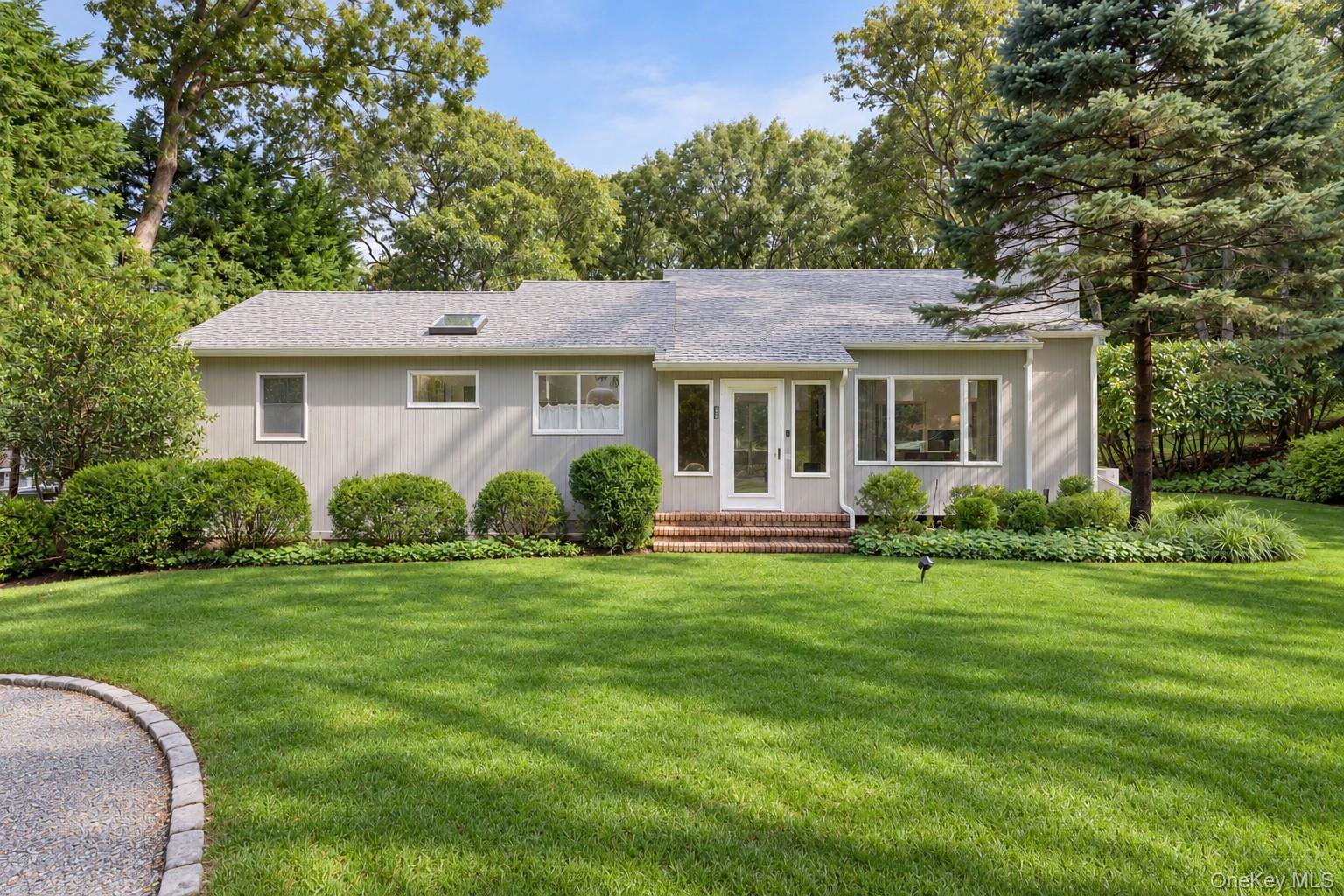 25 Old Squiretwon Rd – For Sale