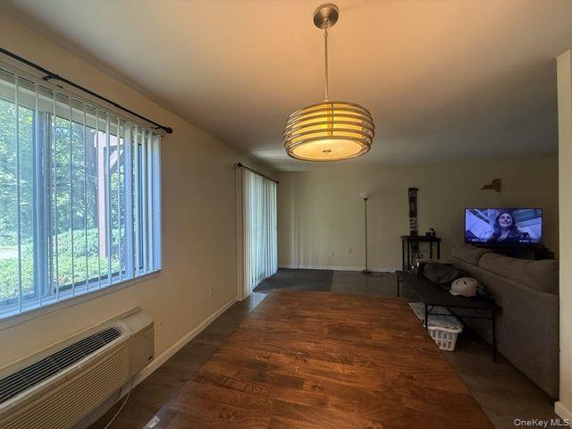 21 Village Park Drive, Unit 1B photo 7
