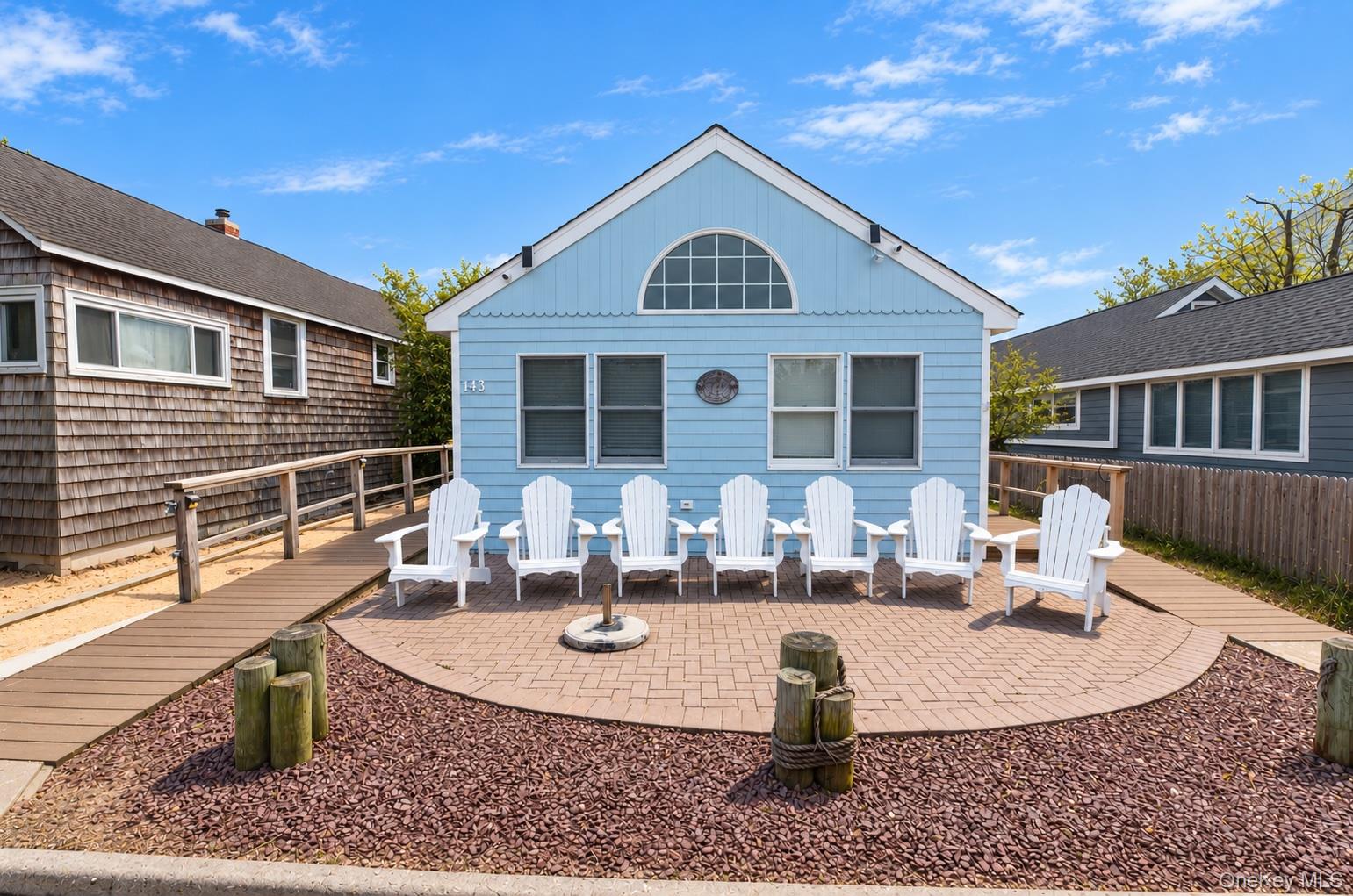 143 Ocean Road – For Sale