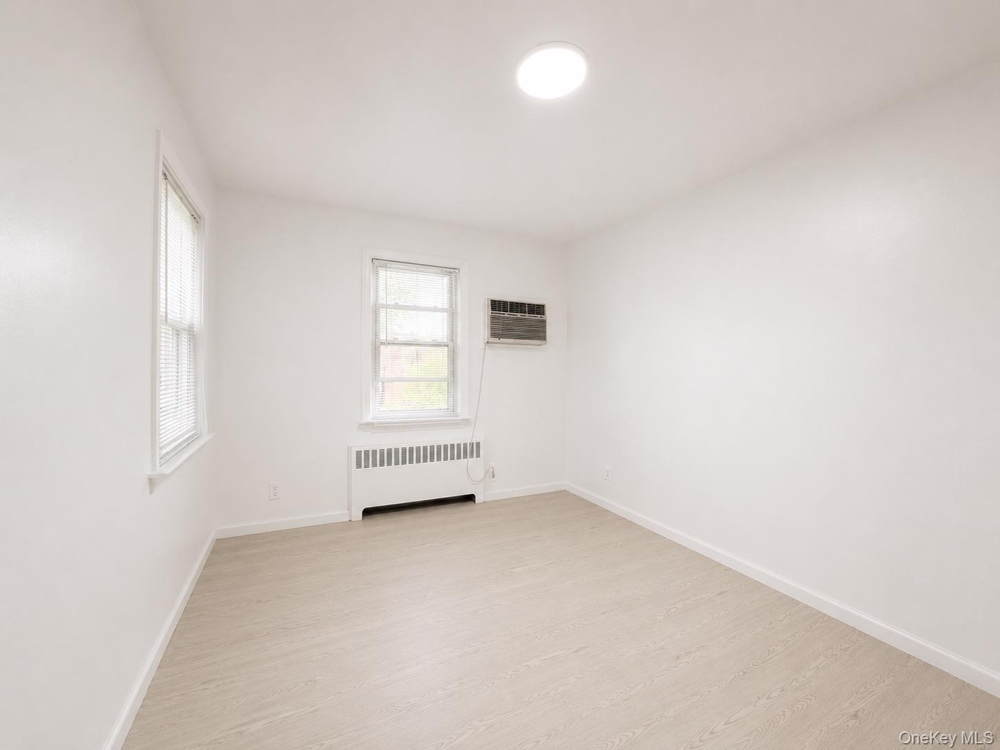 18940 44th Avenue, Unit Fl1 photo 3