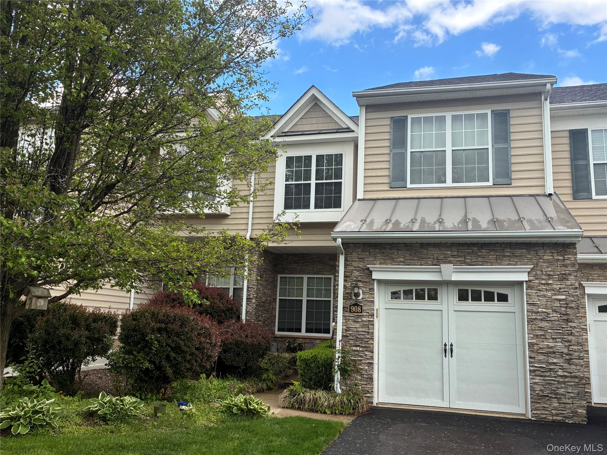 908 Huntington Drive – For Sale photo 3