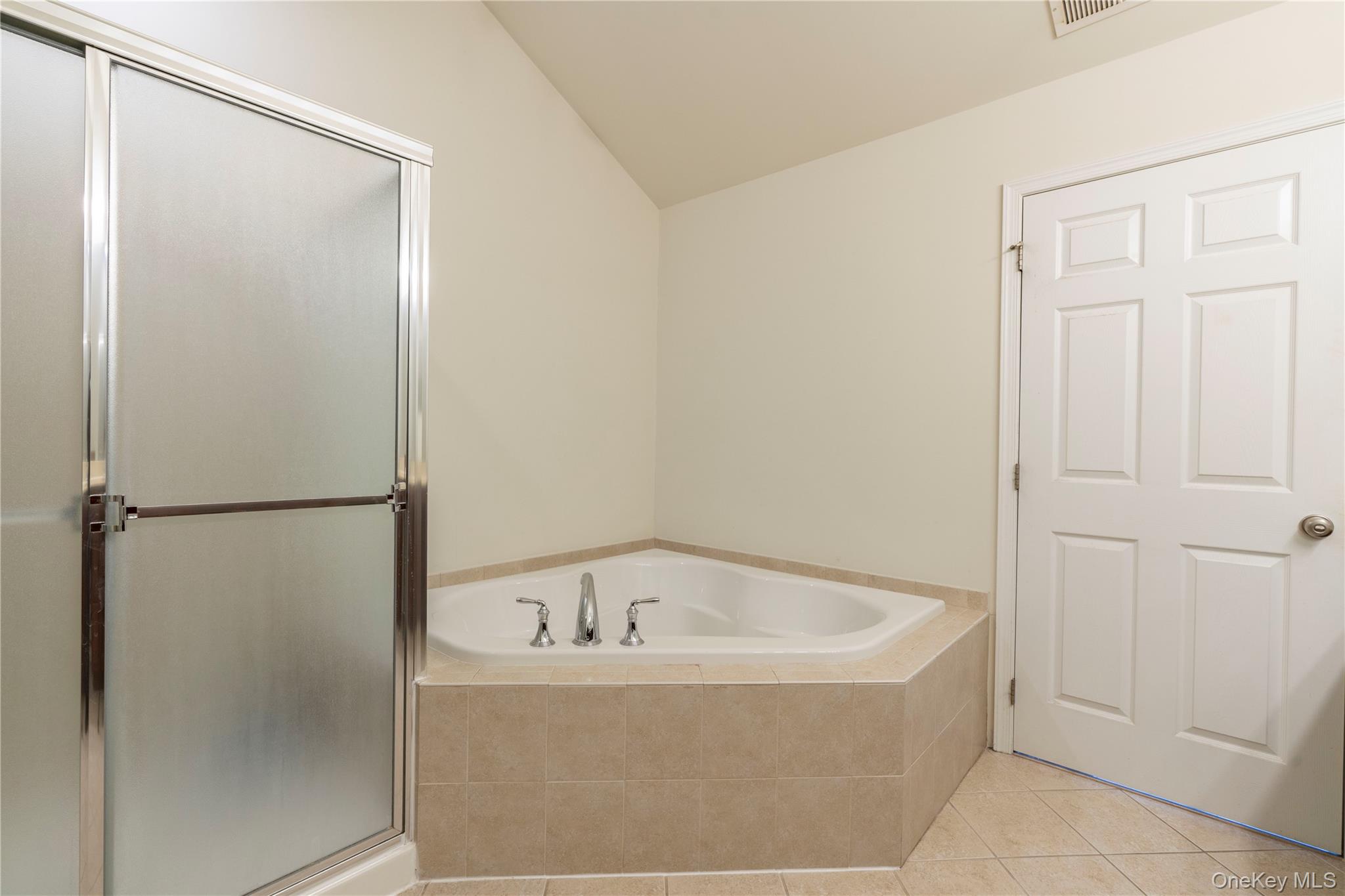 908 Huntington Drive – For Sale photo 15