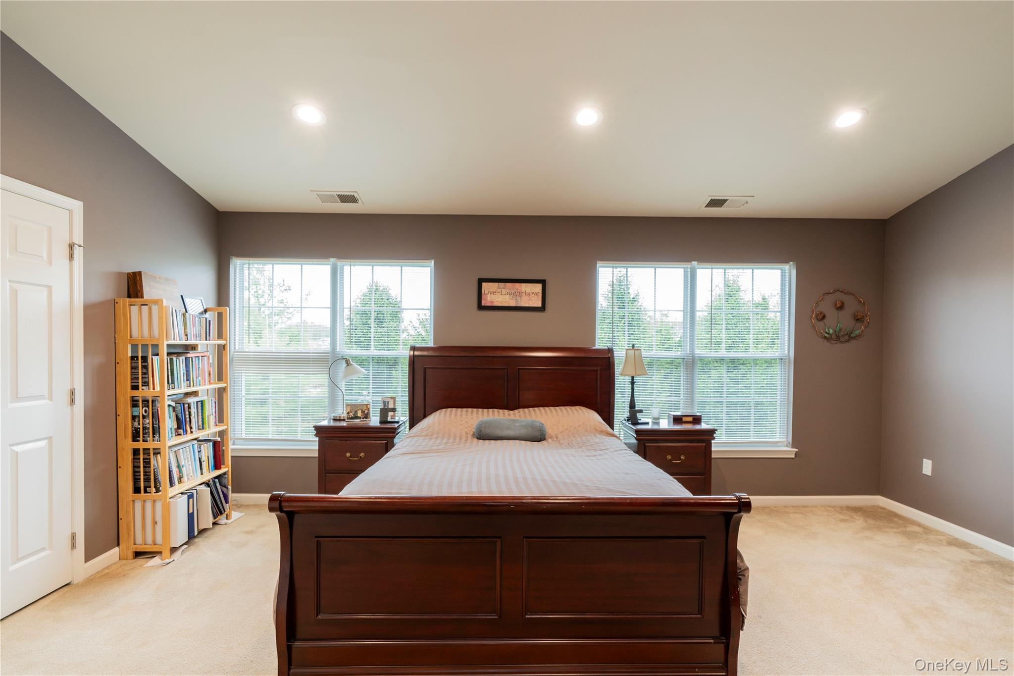 908 Huntington Drive – For Sale photo 12