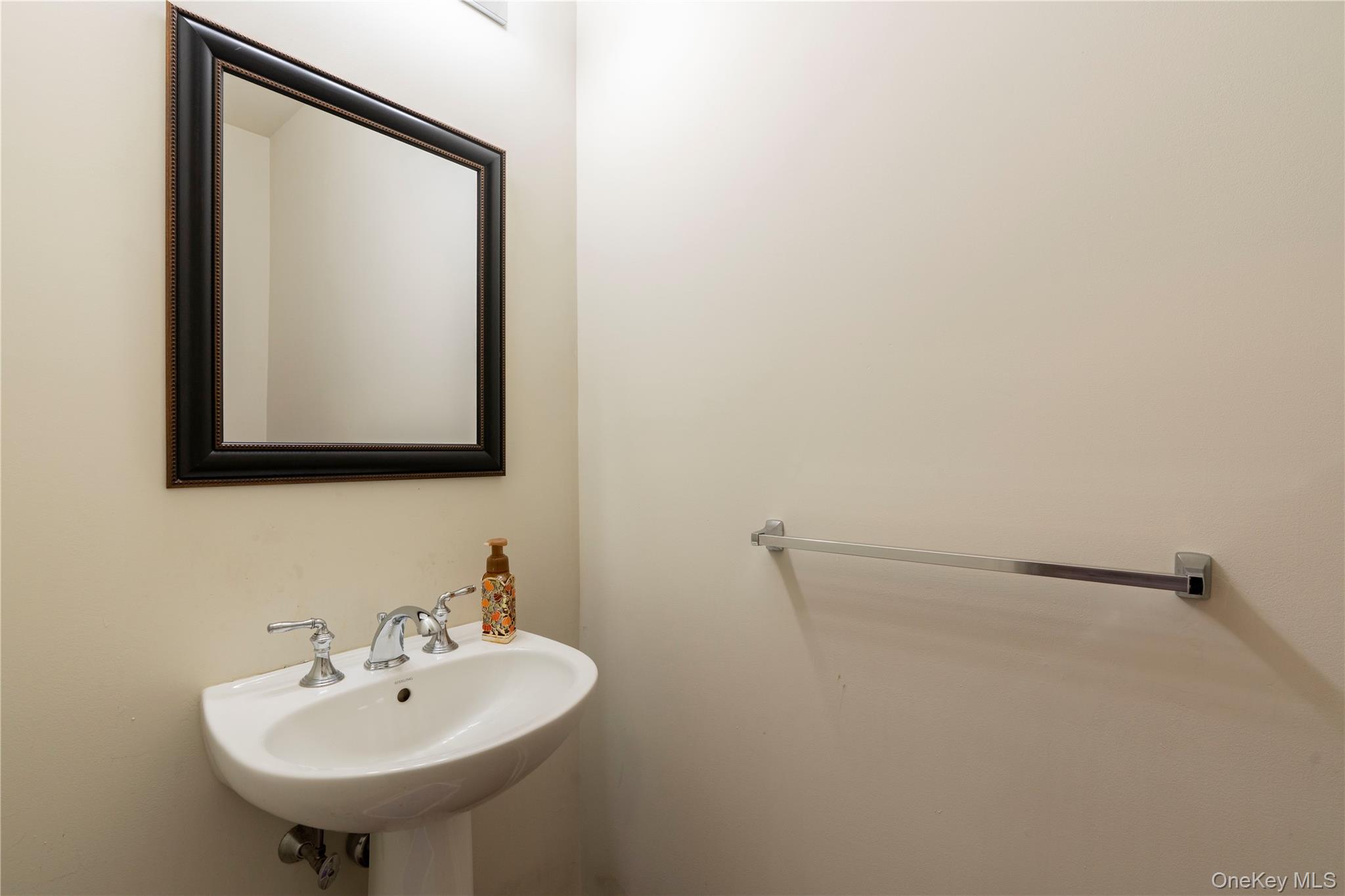 908 Huntington Drive – For Sale photo 9