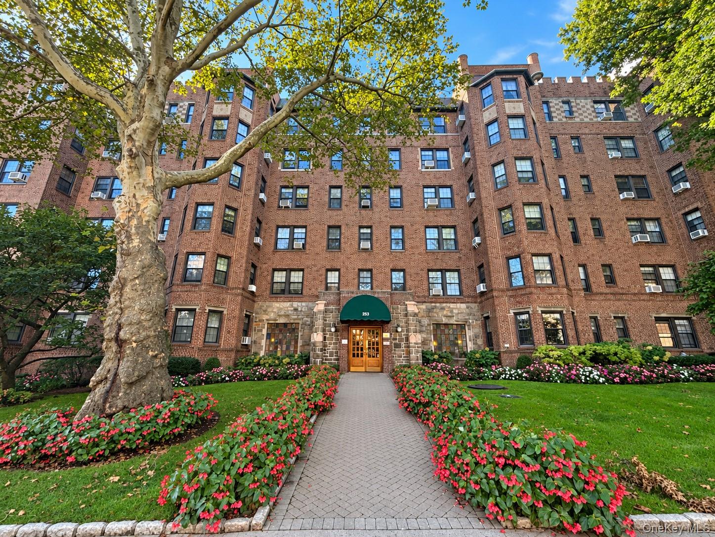 253 Garth Road, Unit 2A