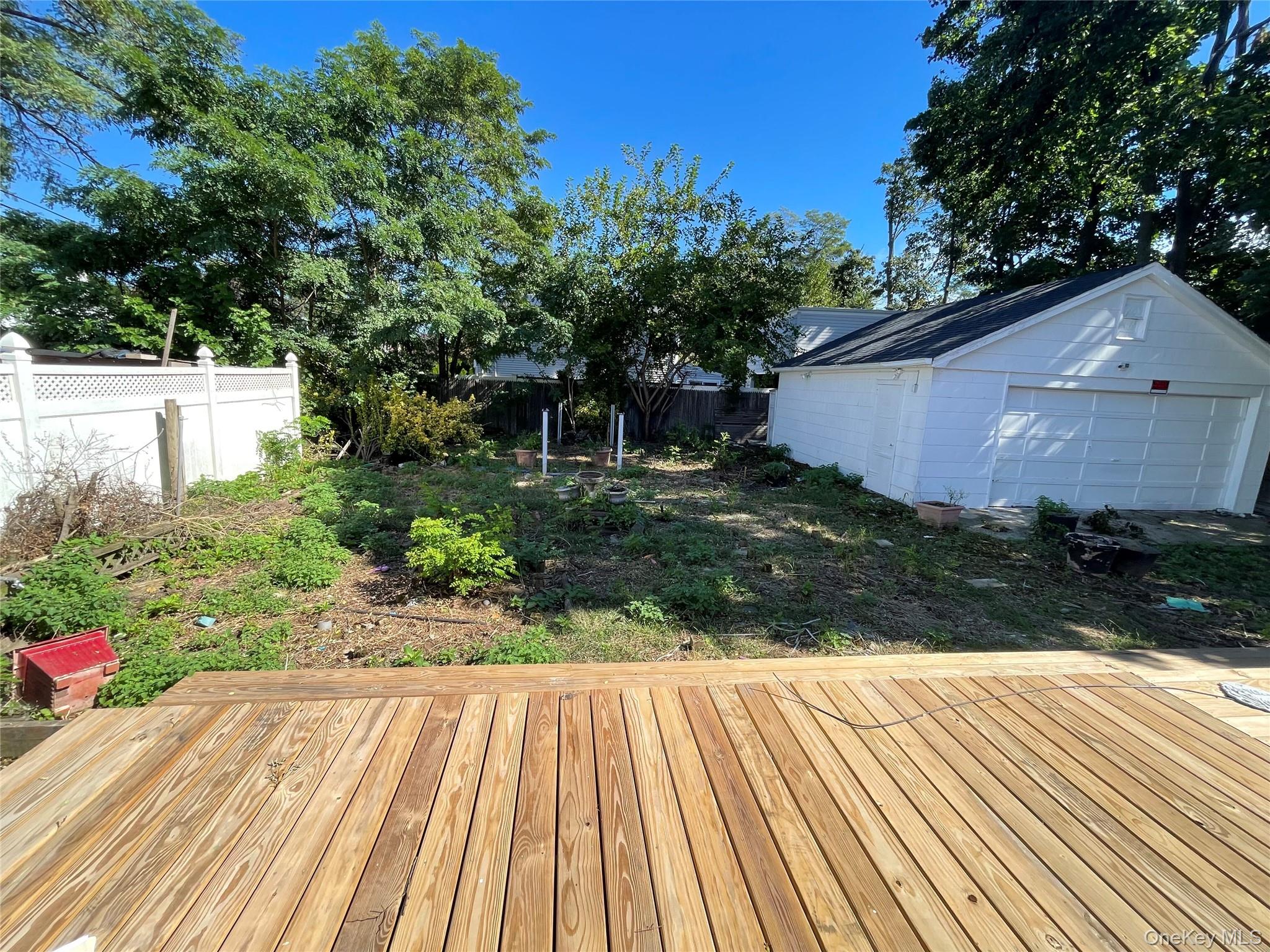 39 Hilbert Street – For Sale photo 2