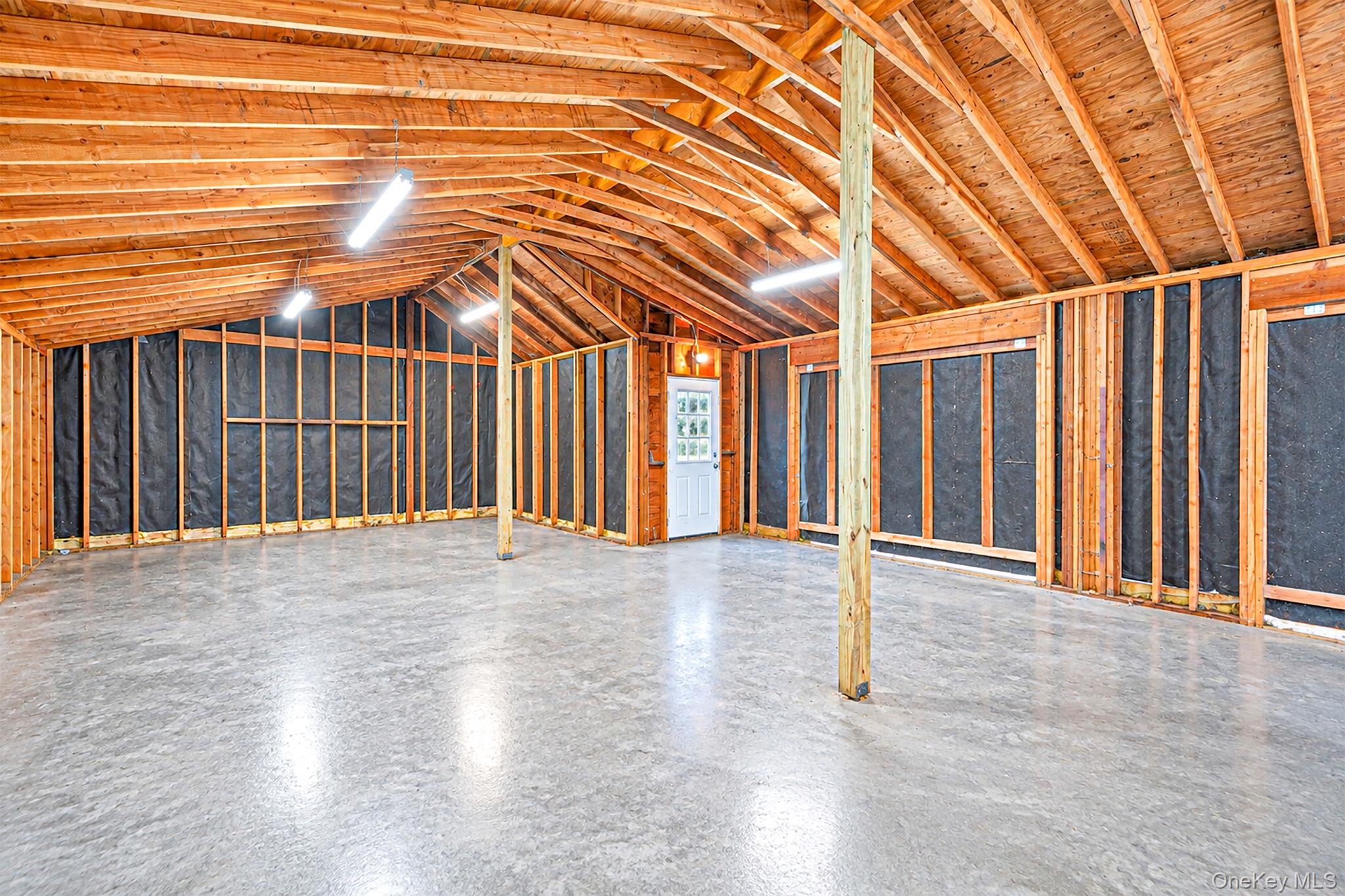 61 Bank Street – For Sale photo 27