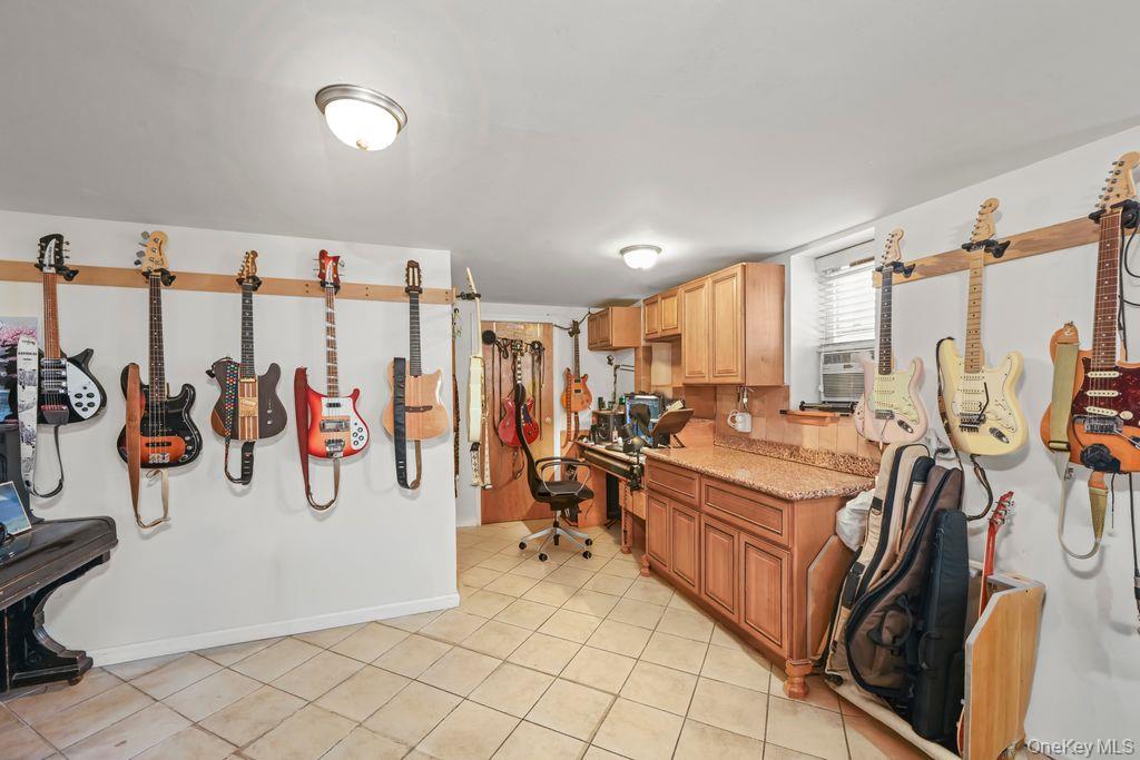 2136 E 28th Street – For Sale photo 17