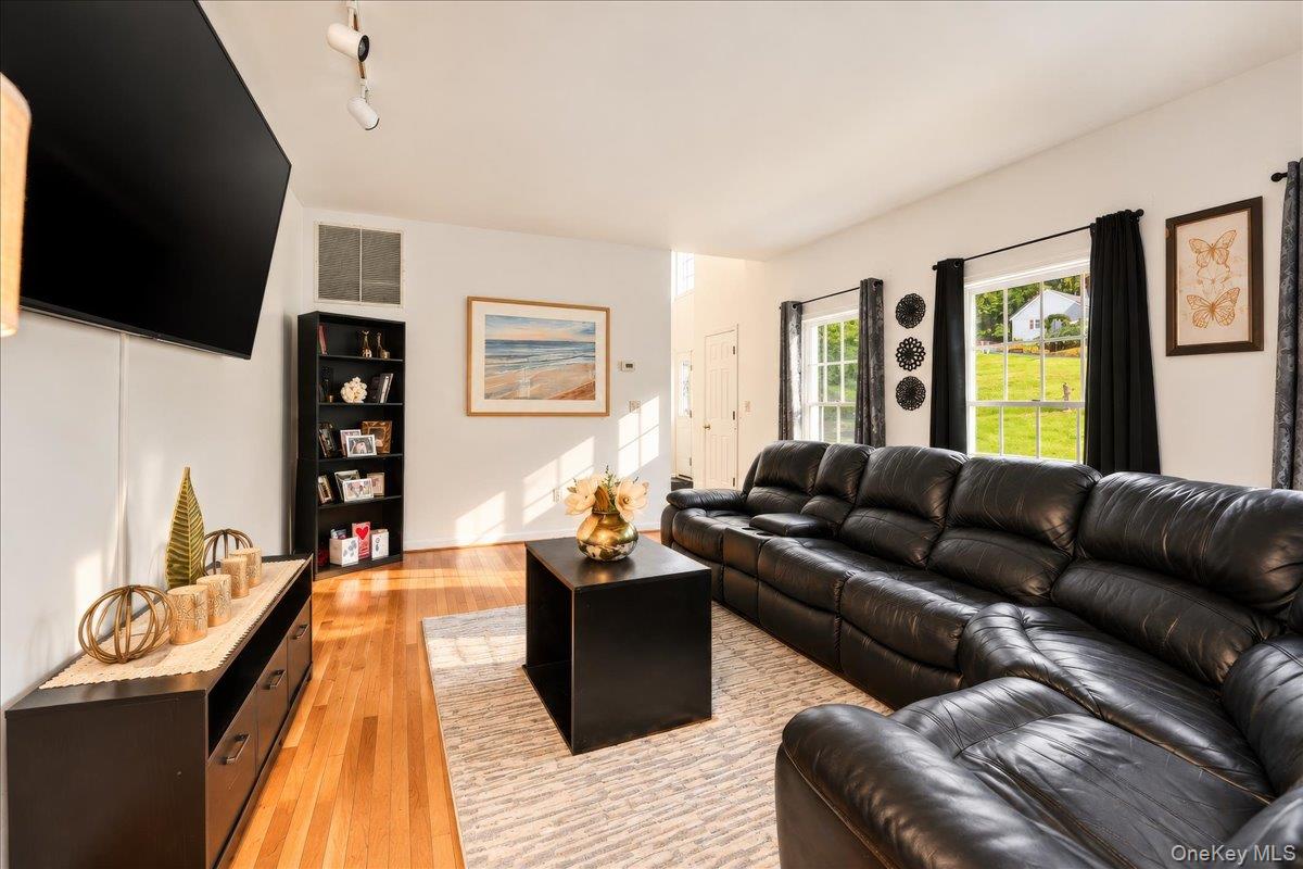 3 Miller Road – For Sale photo 13