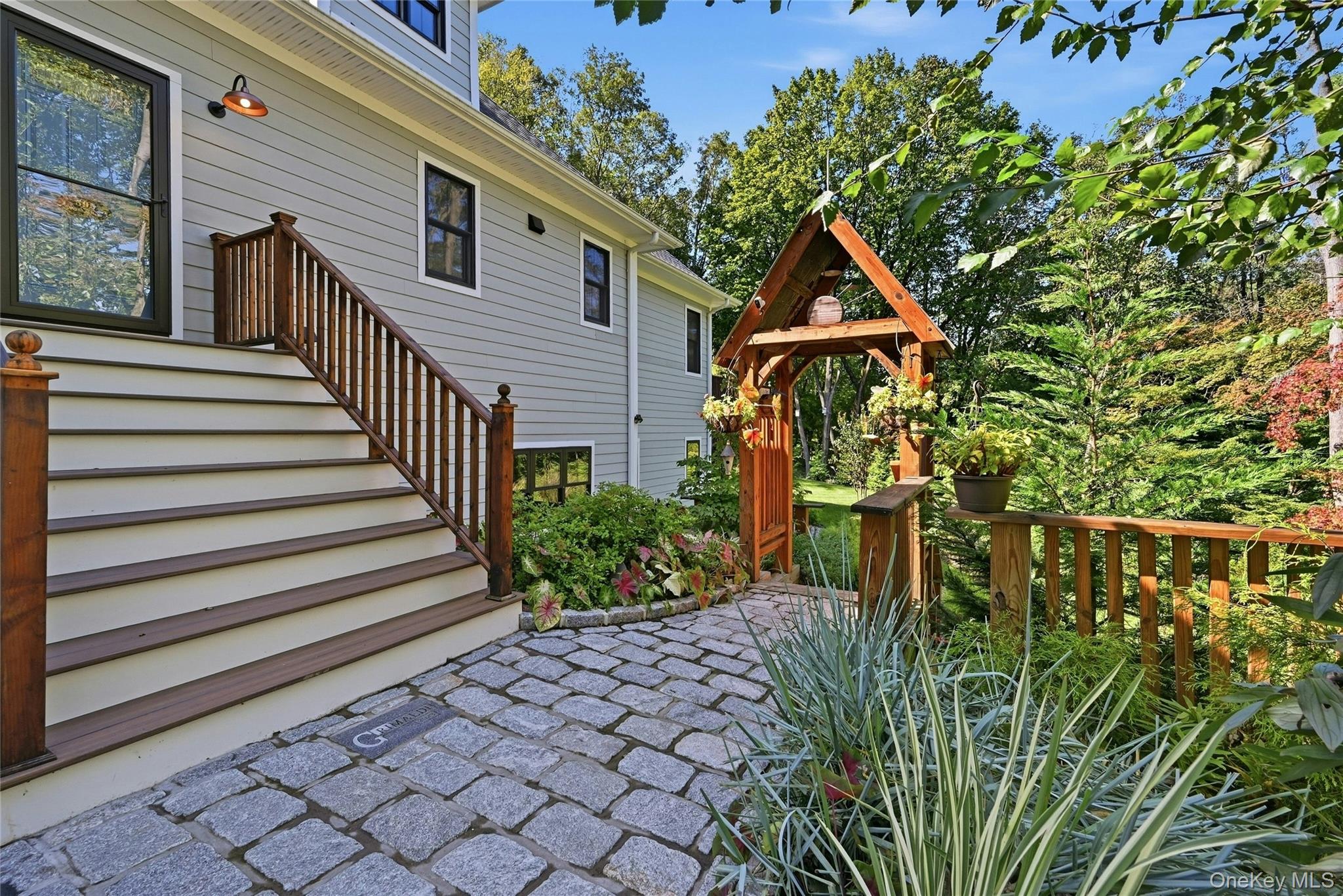 595 Moriches Road – For Sale photo 33