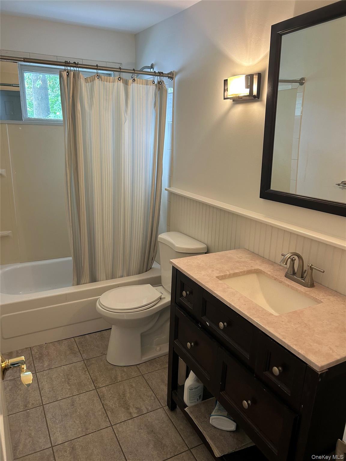 363 N Wellwood Avenue – For Sale photo 7