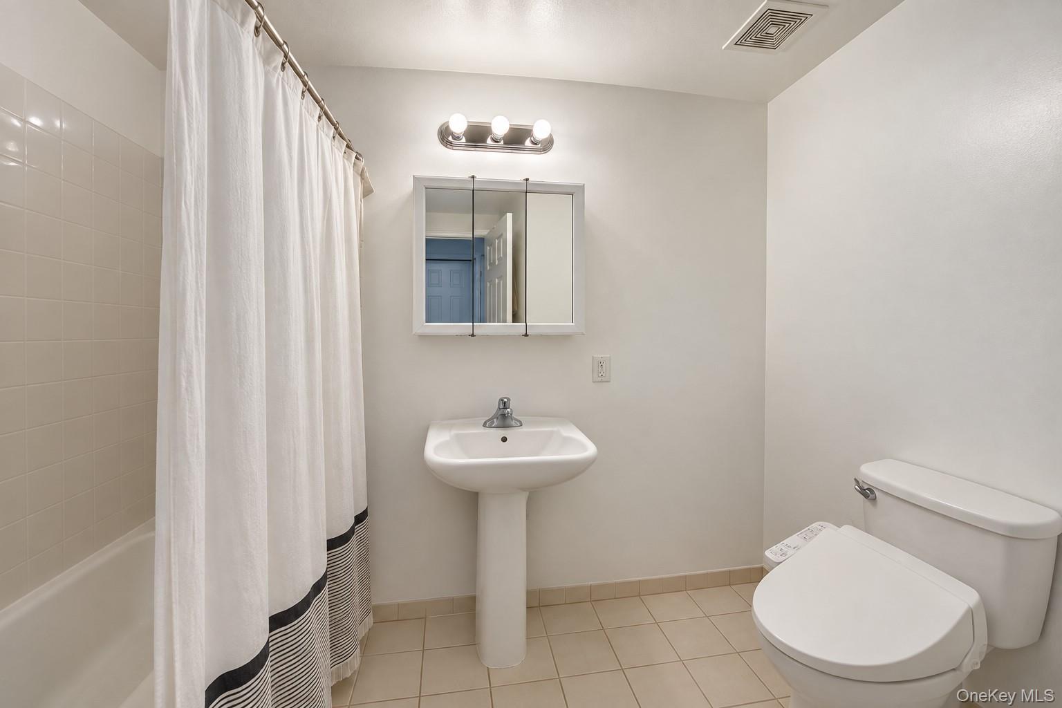 6616 Seaspray Avenue – For Sale photo 9