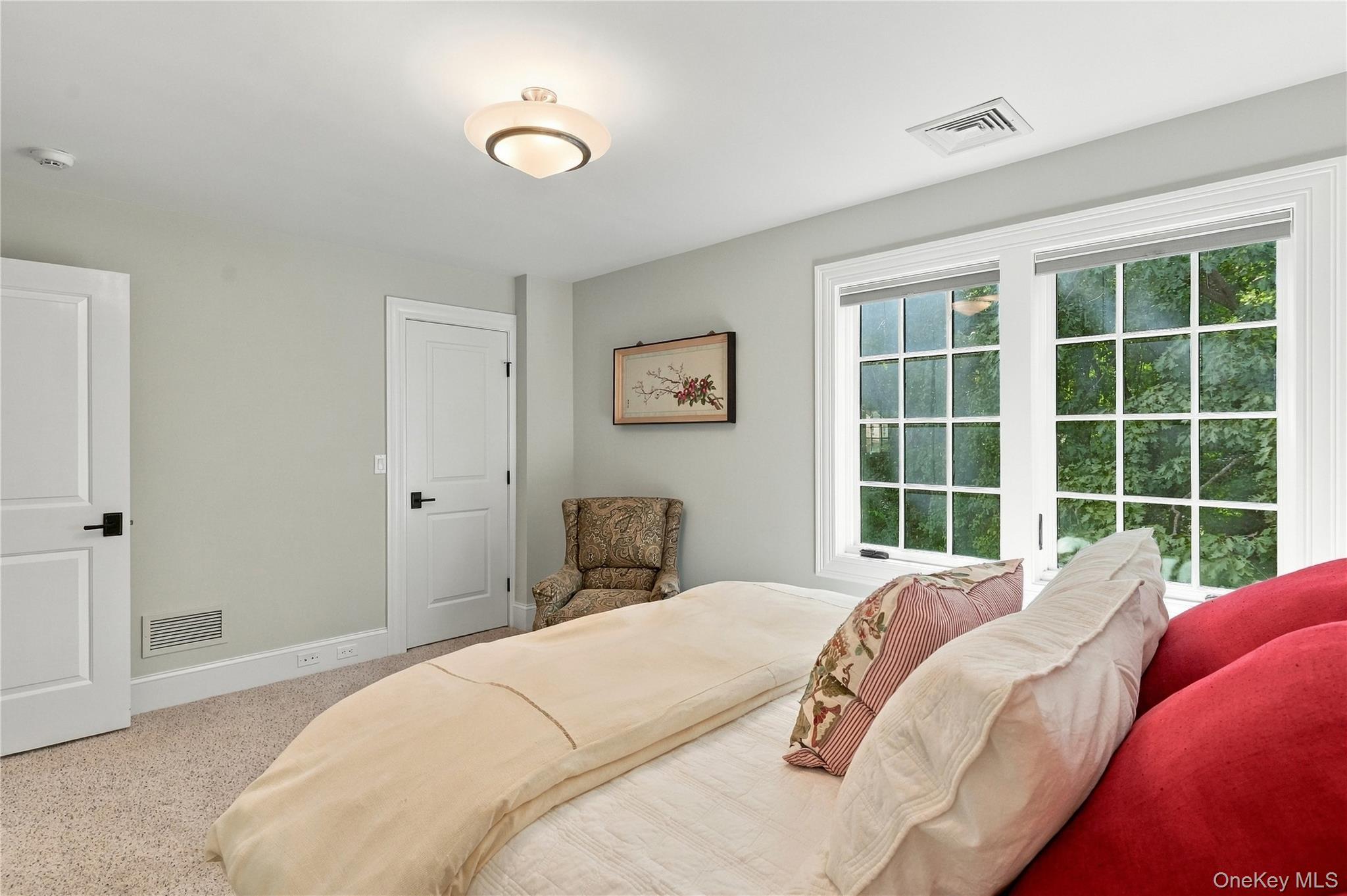24 Country Club Lane – For Sale photo 29
