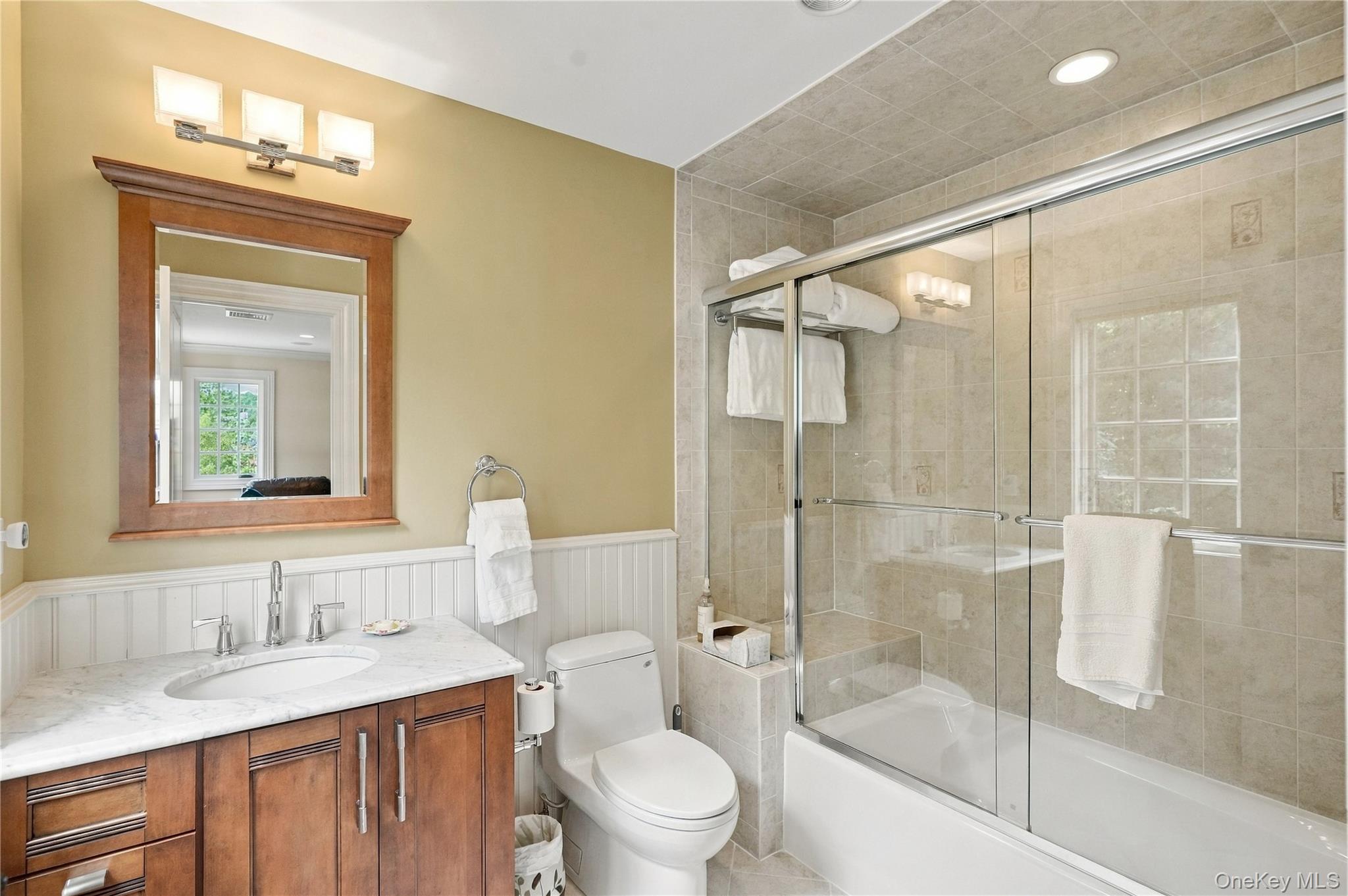 24 Country Club Lane – For Sale photo 28