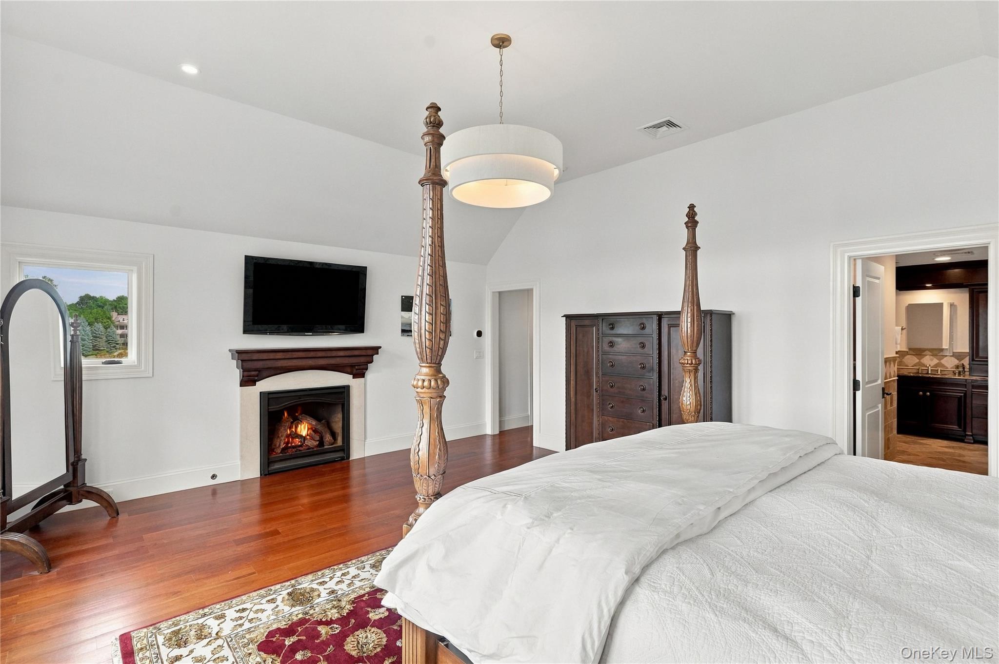 24 Country Club Lane – For Sale photo 21