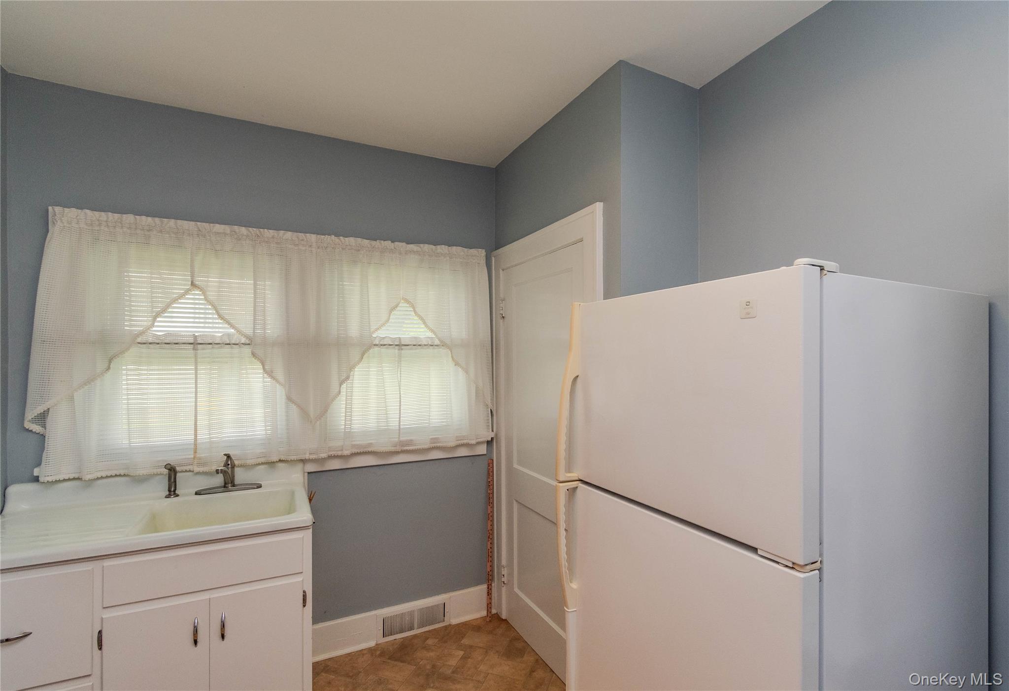 35 High Street – For Sale photo 25