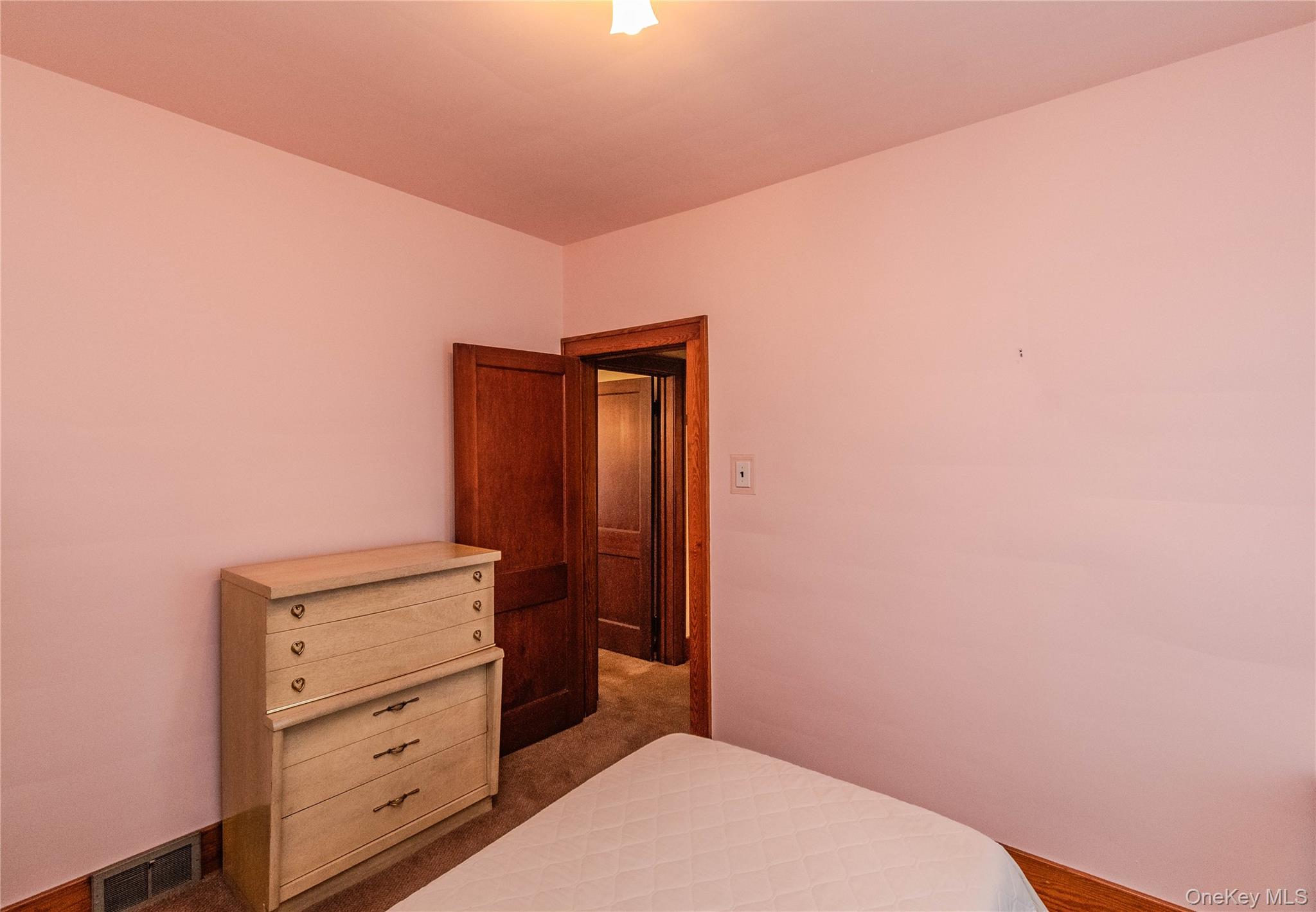 35 High Street – For Sale photo 28