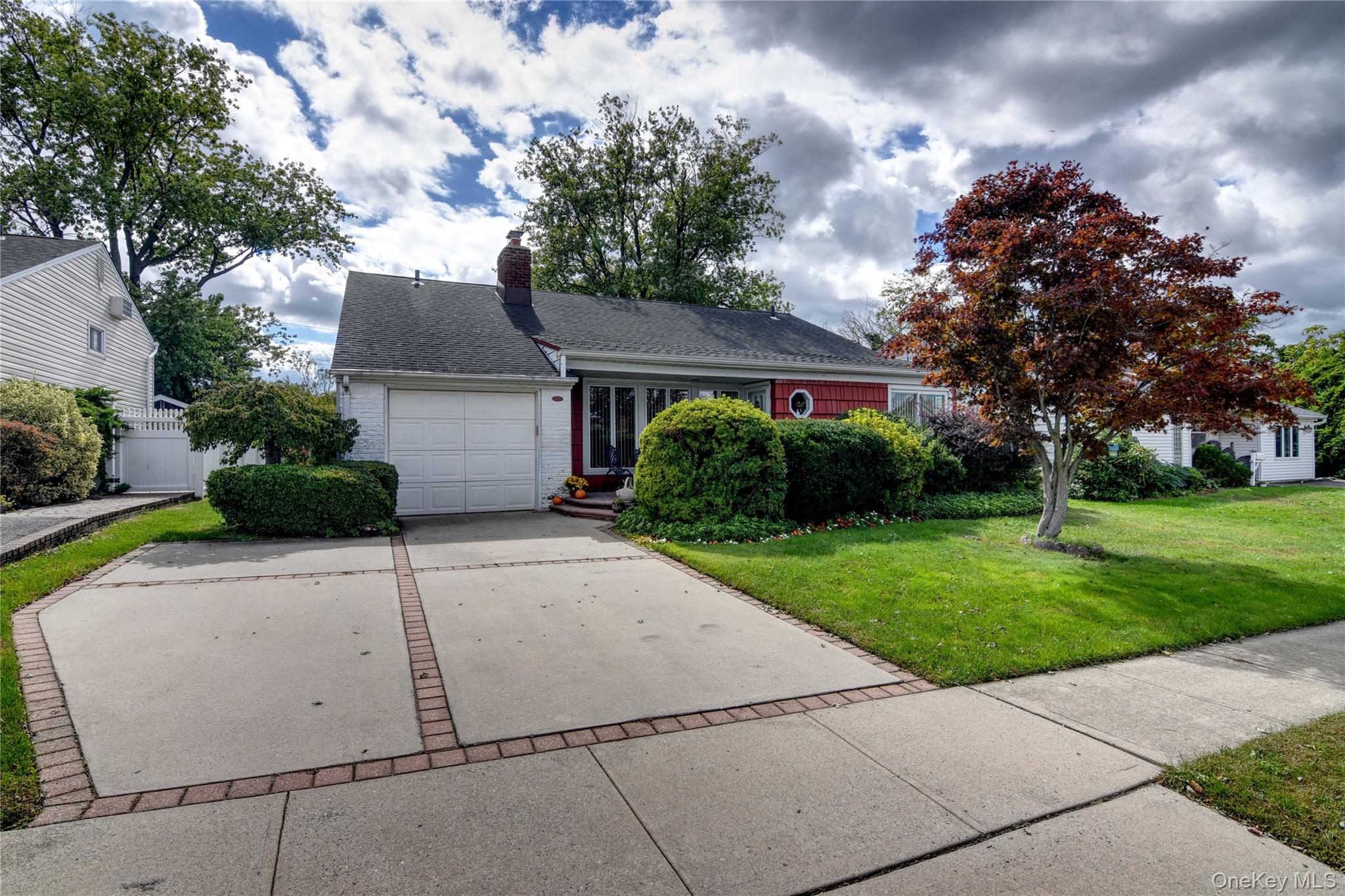 3758 Windsor Drive – For Sale photo 2