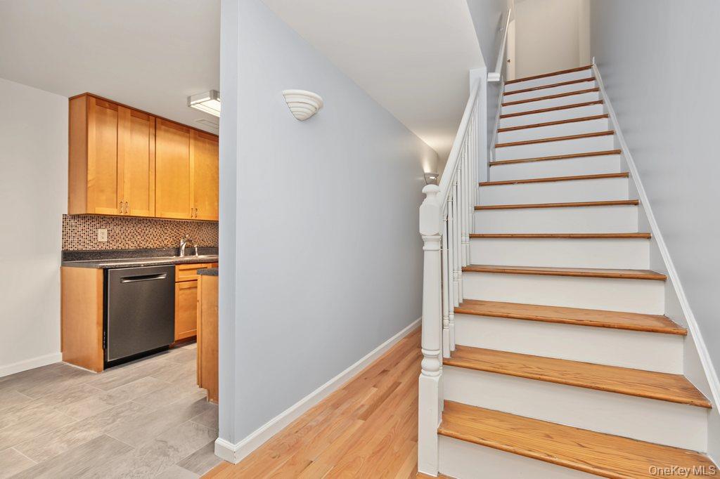 369 N Greeley Avenue – For Rent photo 7