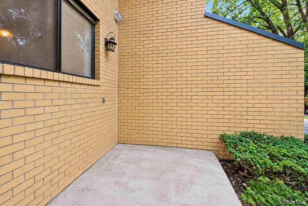 369 N Greeley Avenue – For Rent photo 11