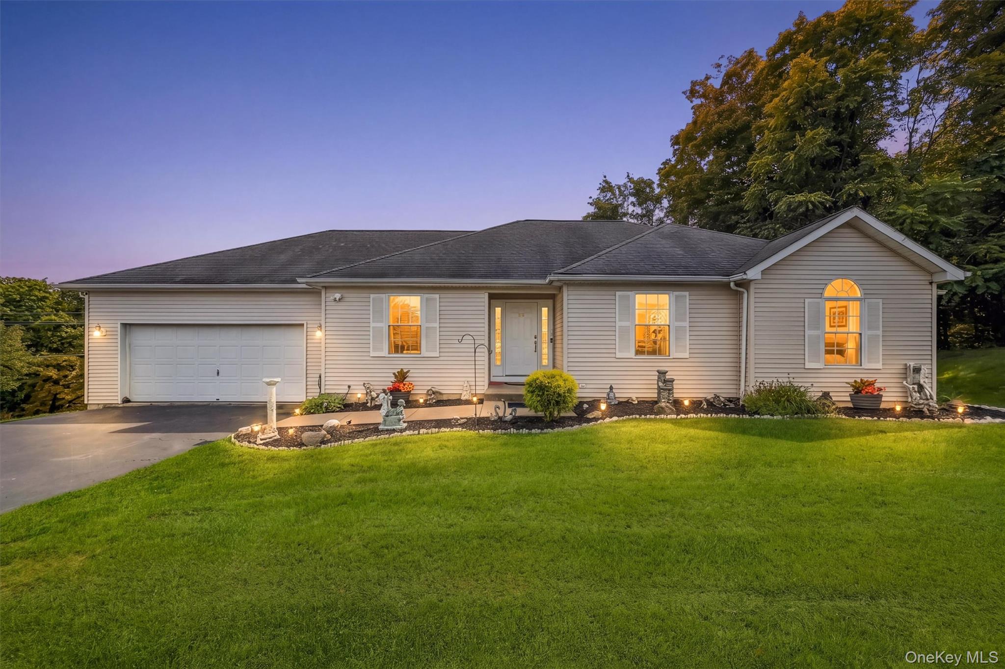 32 Valley Court – For Sale