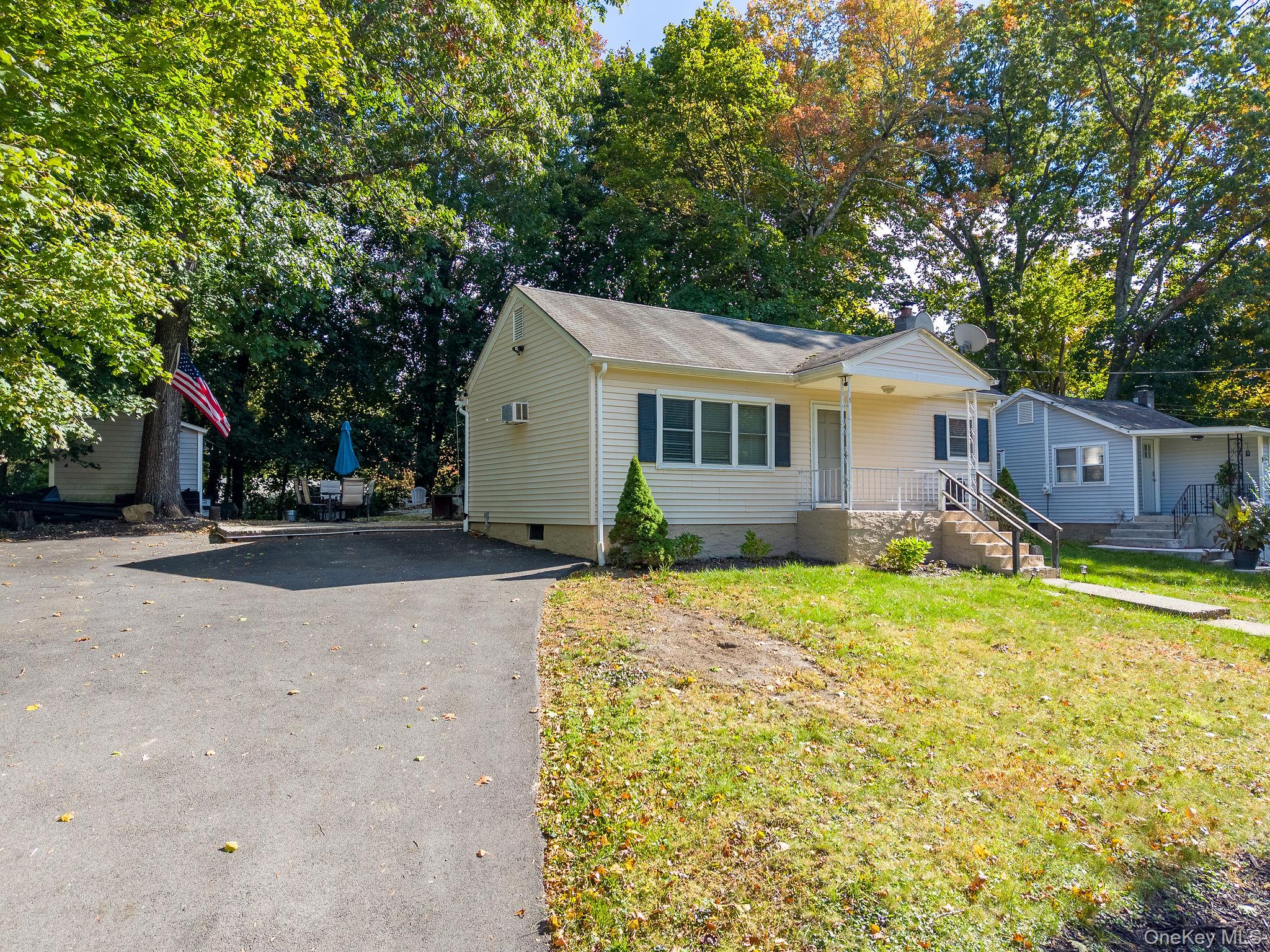 11 Norwood Road – For Sale photo 2