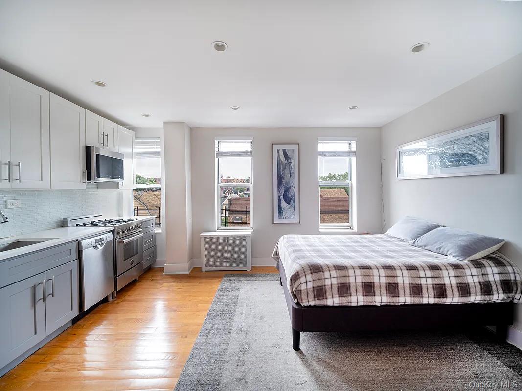 42-22 Ketcham St, Unit D9