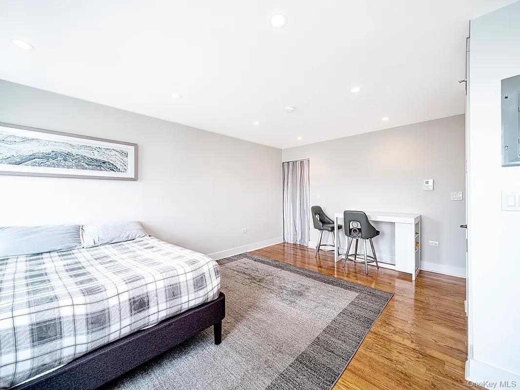 42-22 Ketcham St, Unit D9 photo 4