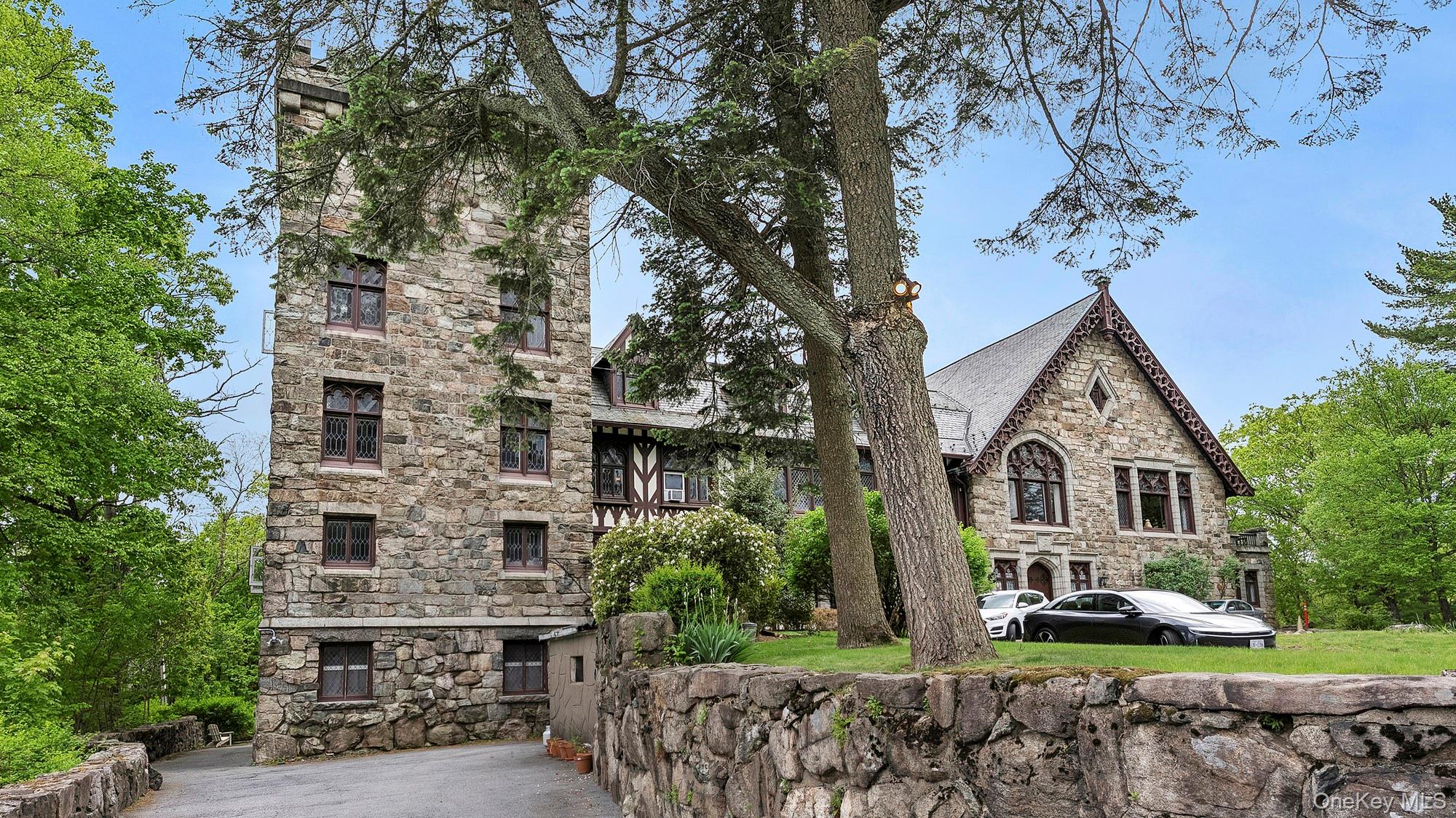61 Crows Nest Road, Unit 6 photo 2